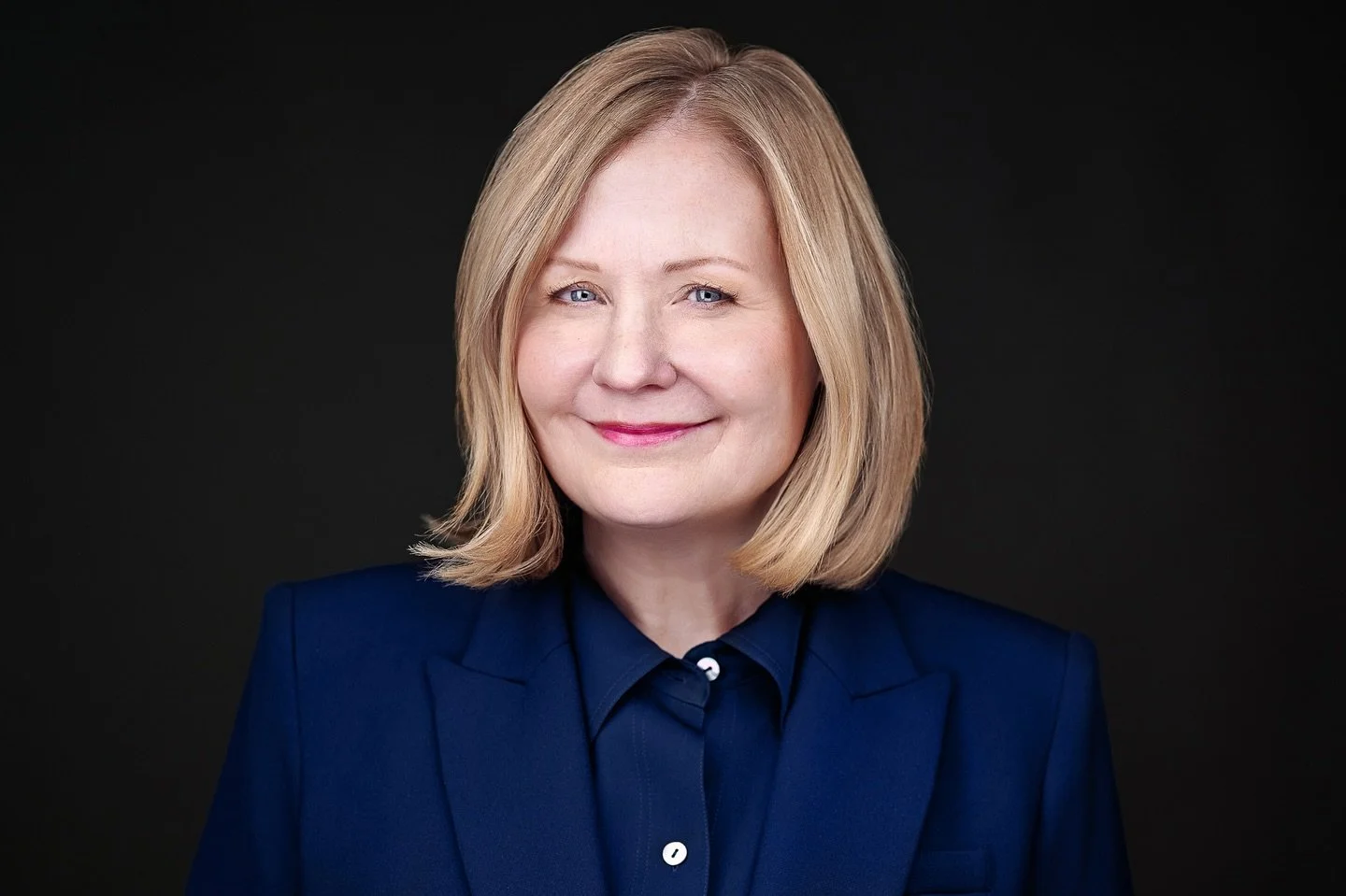 New Year New Head Shot. 🙂

It's day 28 of '26 and @thebaumangrouprealestate is heads down preparing our buyers/sellers for success. 

❄️Every town is covered in a heavy blanket of snow with another storm supposedly headed our way. Still, these days 