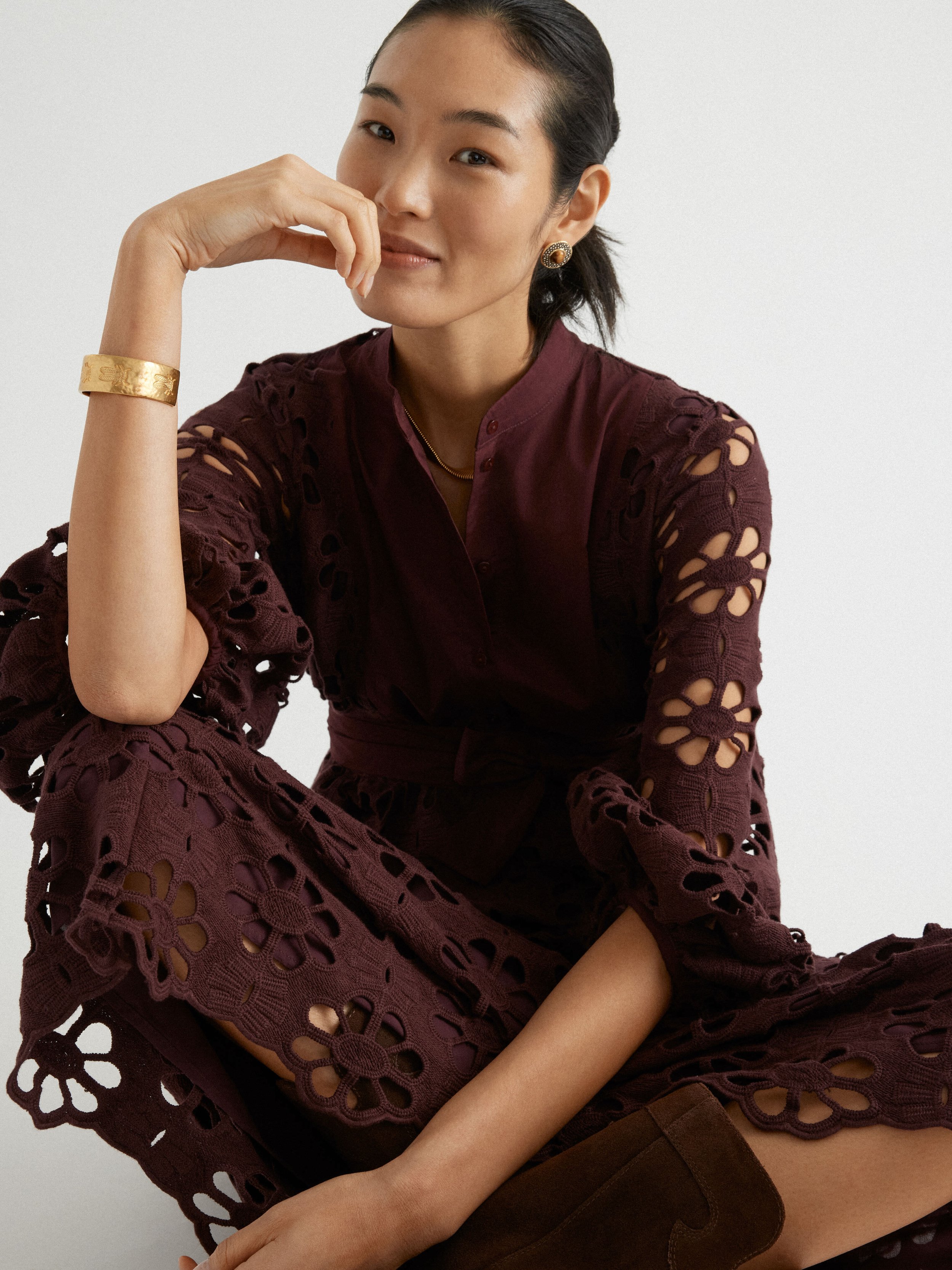B2_10-04-24_TNK_CustomerFaves_001596_Look 08.jpg