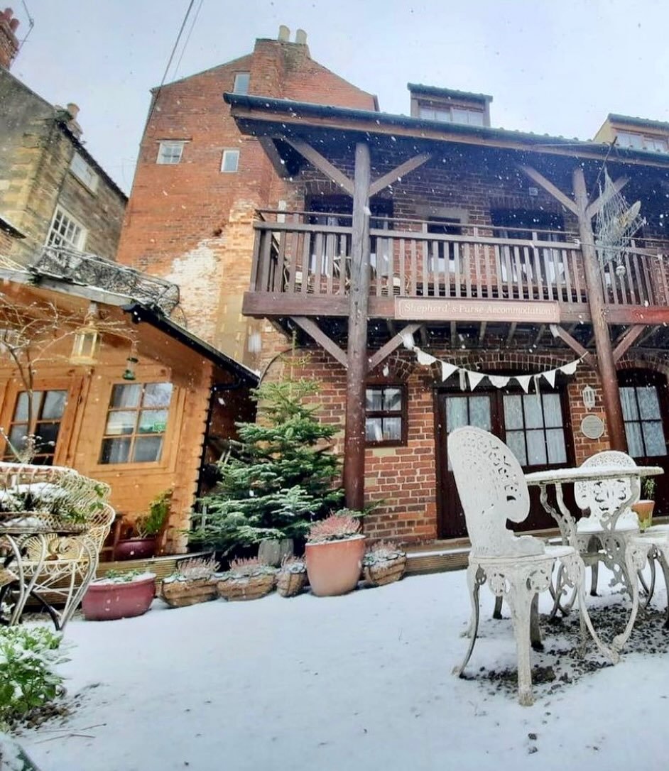 We have a couple of cancellations for New Years Eve 🕯️🥂🎉 
3 night minimum 
Room 2 available from 30th December 
Room 1 available from 31st December 

To book head to our website for discounted rates or simply ring 07445282065