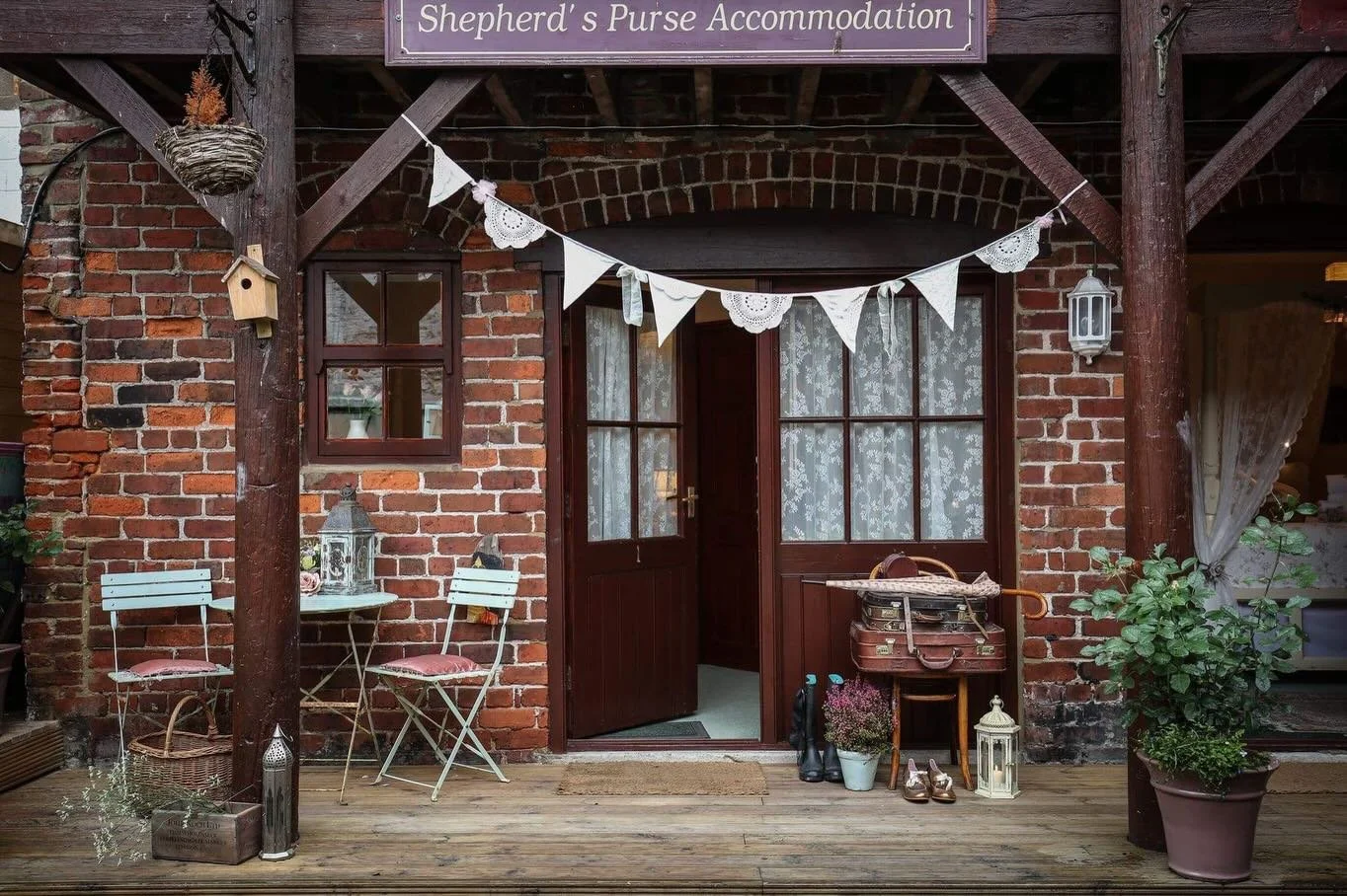 One room left for this weekend 🛁

Room 1 is available for Friday and Saturday. 

Room 1 is a cosy, accessible double situated on the ground floor and featuring a pretty white four poster bed, en-suite bath and shower. It&rsquo;s small decked area ou