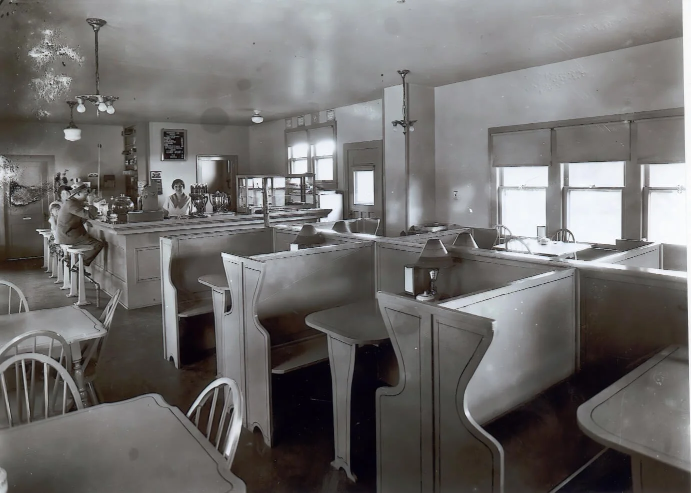 VV COFFEE SHOP INTERIOR_upscale.jpeg