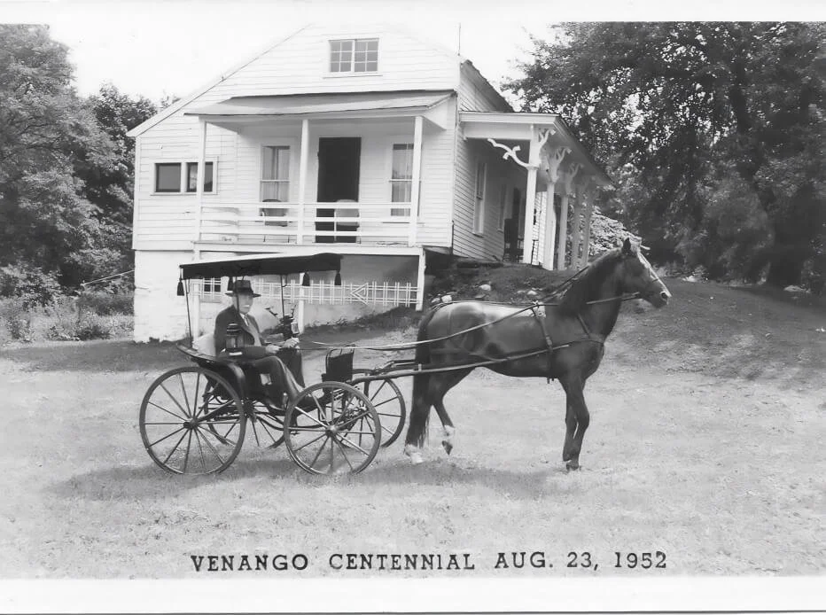 VENANGO CENTENNIAL-HORSE-BUGGY_upscale.jpeg