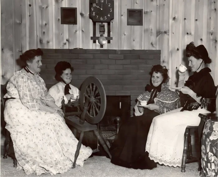 1952 Centennial-Spinning_upscale.jpeg