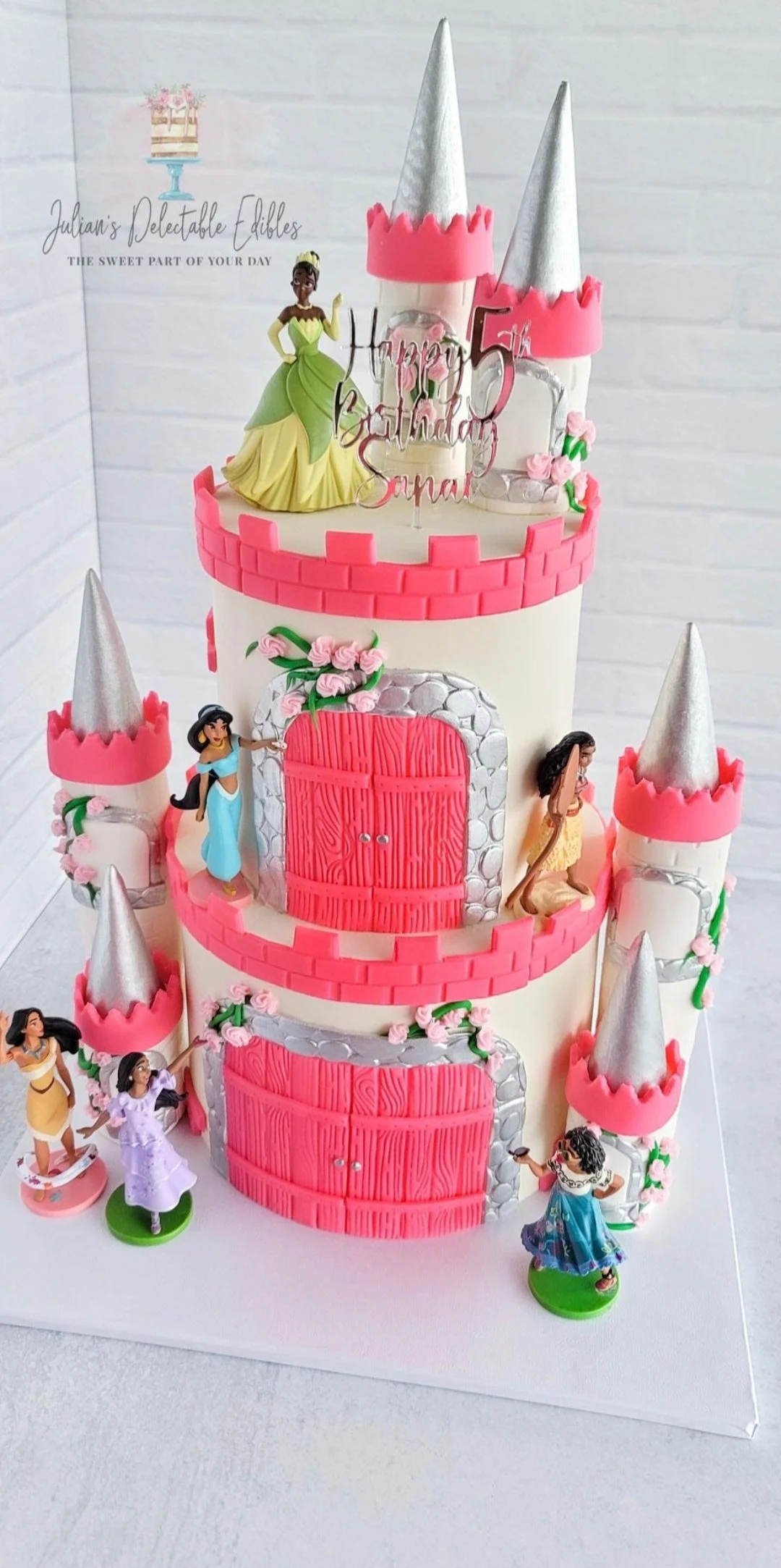castle+cake.jpg