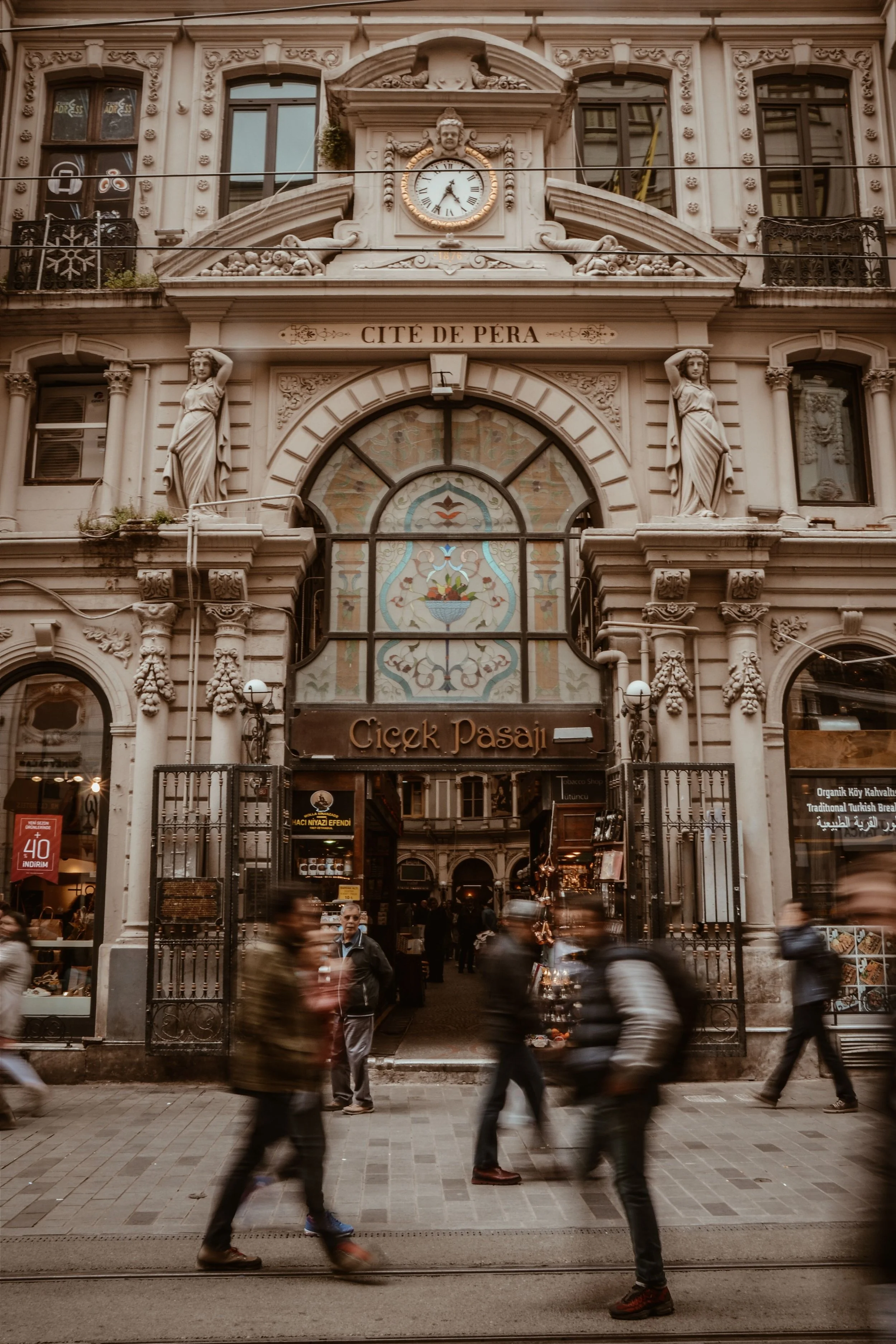 Taste of Istanbul: City of Peoples &amp; Empires
