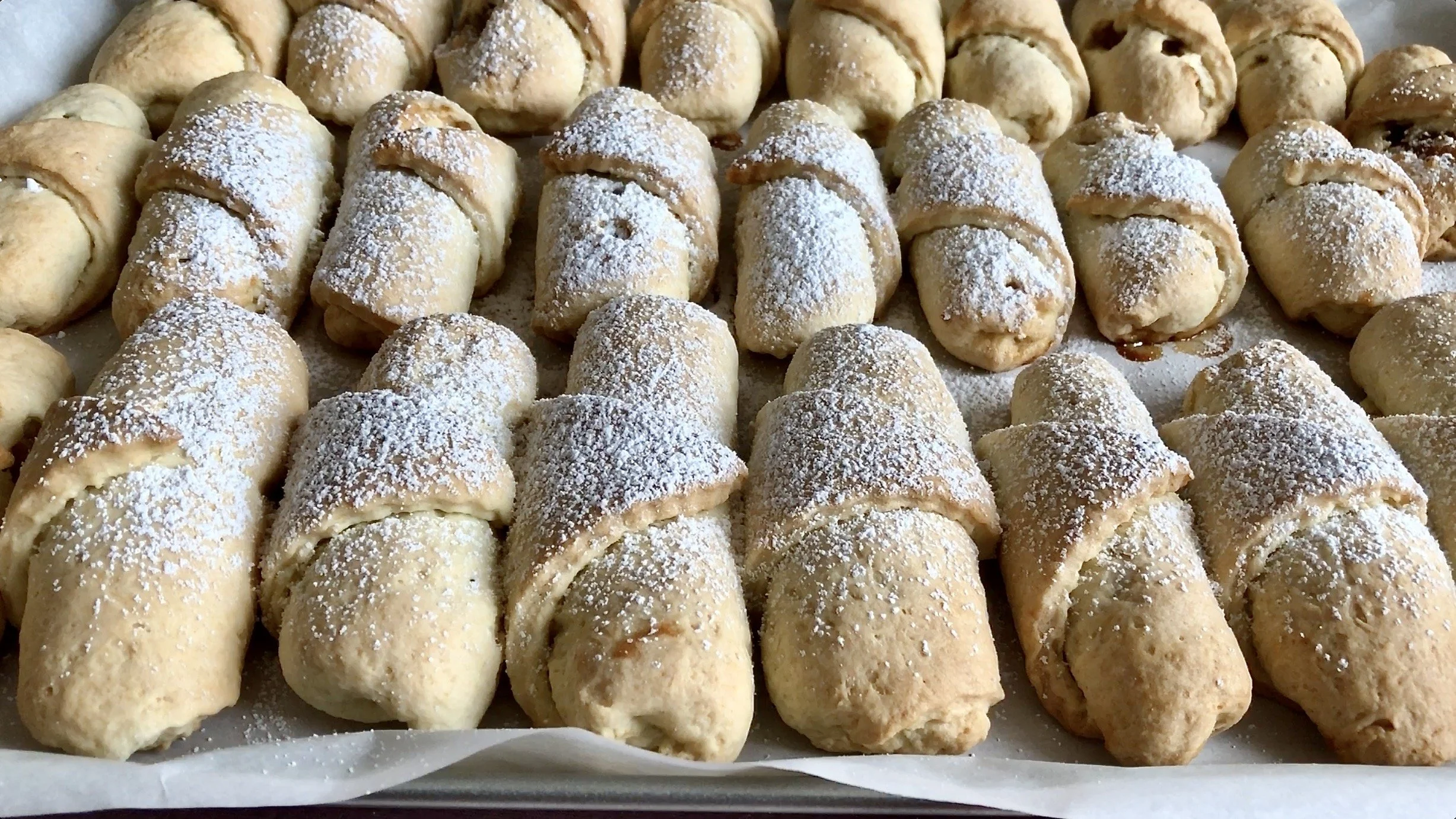 Bundled Apple Cookies / Elmalı Kurabiye