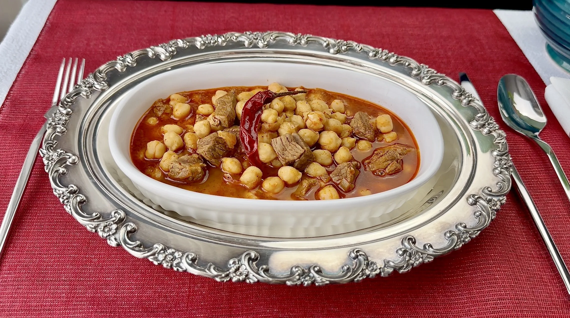 Classic Chickpeas / Klasik Etli Nohut