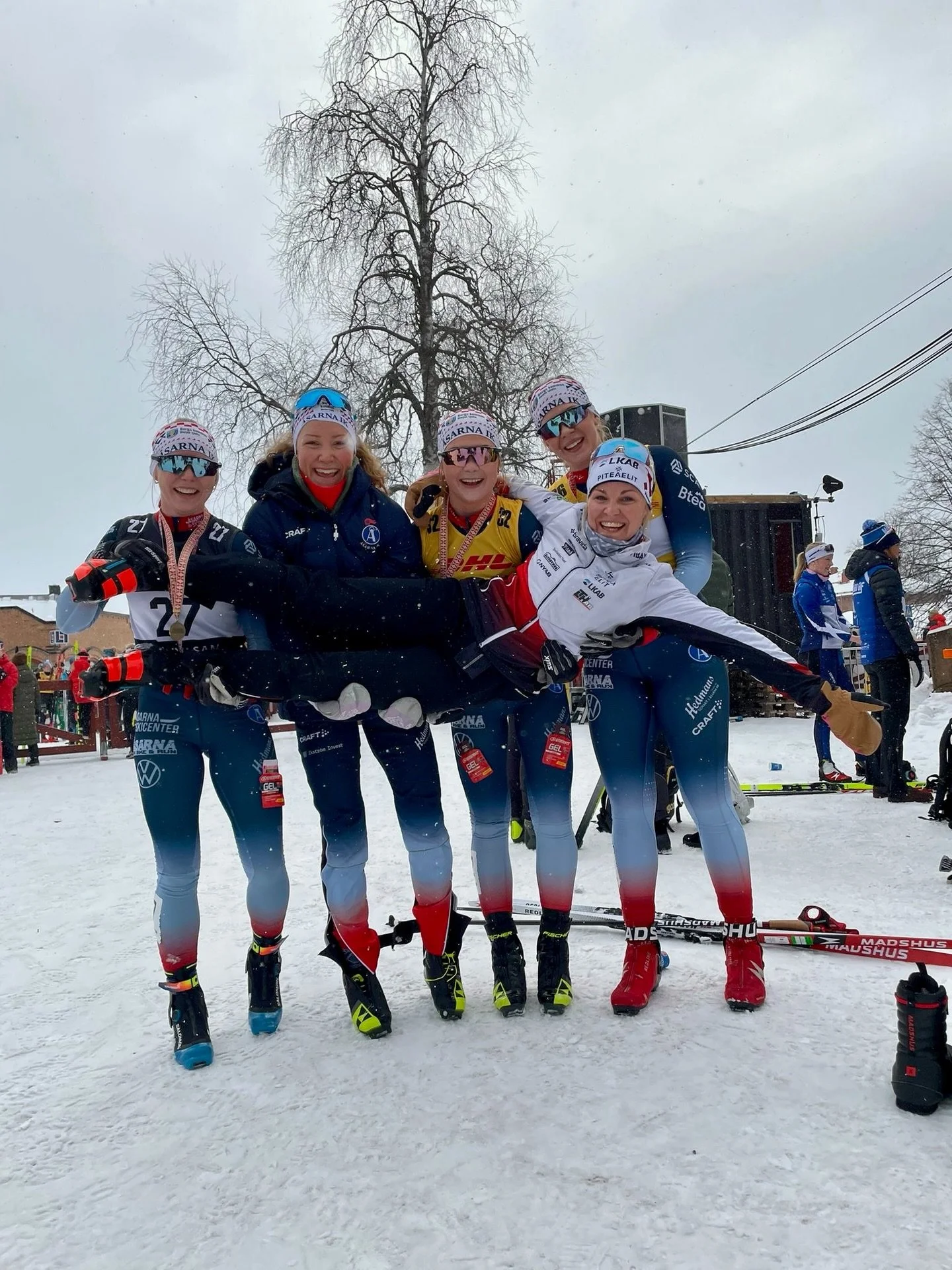 GLADA MINER P&Aring; TJEJVASAN 2026 ✨😃

Starkt jobbat av v&aring;ra brudar p&aring; tjejvasan, Moa blir 4:a, Wilma 19:e och Ida 29:a i seniorklassen 🤩🤩🤩 Enya blir 6:a i juniorklassen 💪
_

#ansjoskogochmarkkonsultab
#torensentreprenad
#bergstings
