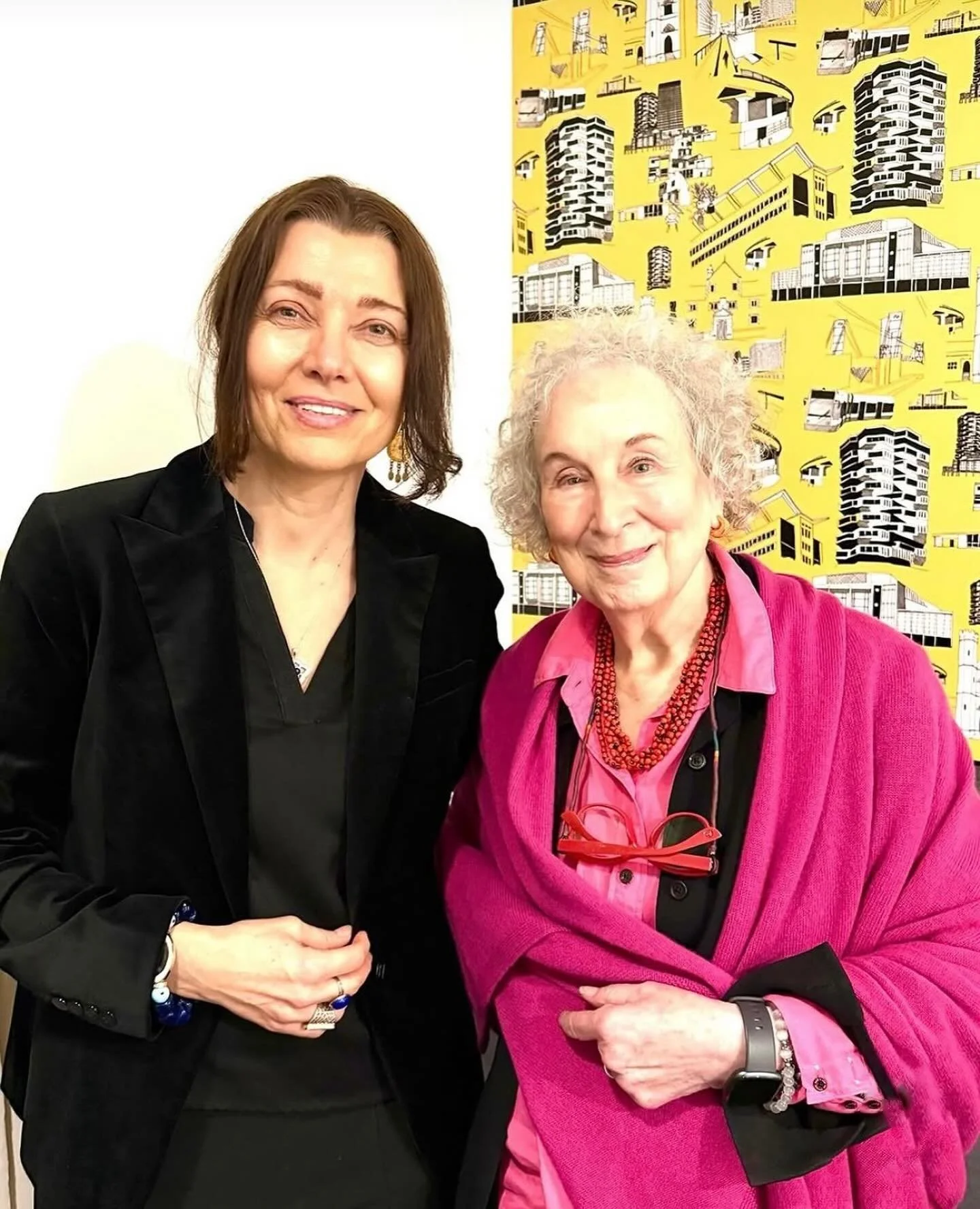 A bit of a blast from the (pre-Covid) past but I can&rsquo;t not share this shot from one of my idols - the amazing @therealmargaretatwood - with @shafakelif - posing in front of my #Croydon wallpaper @croydonfairfield - made my month! Thank you for 