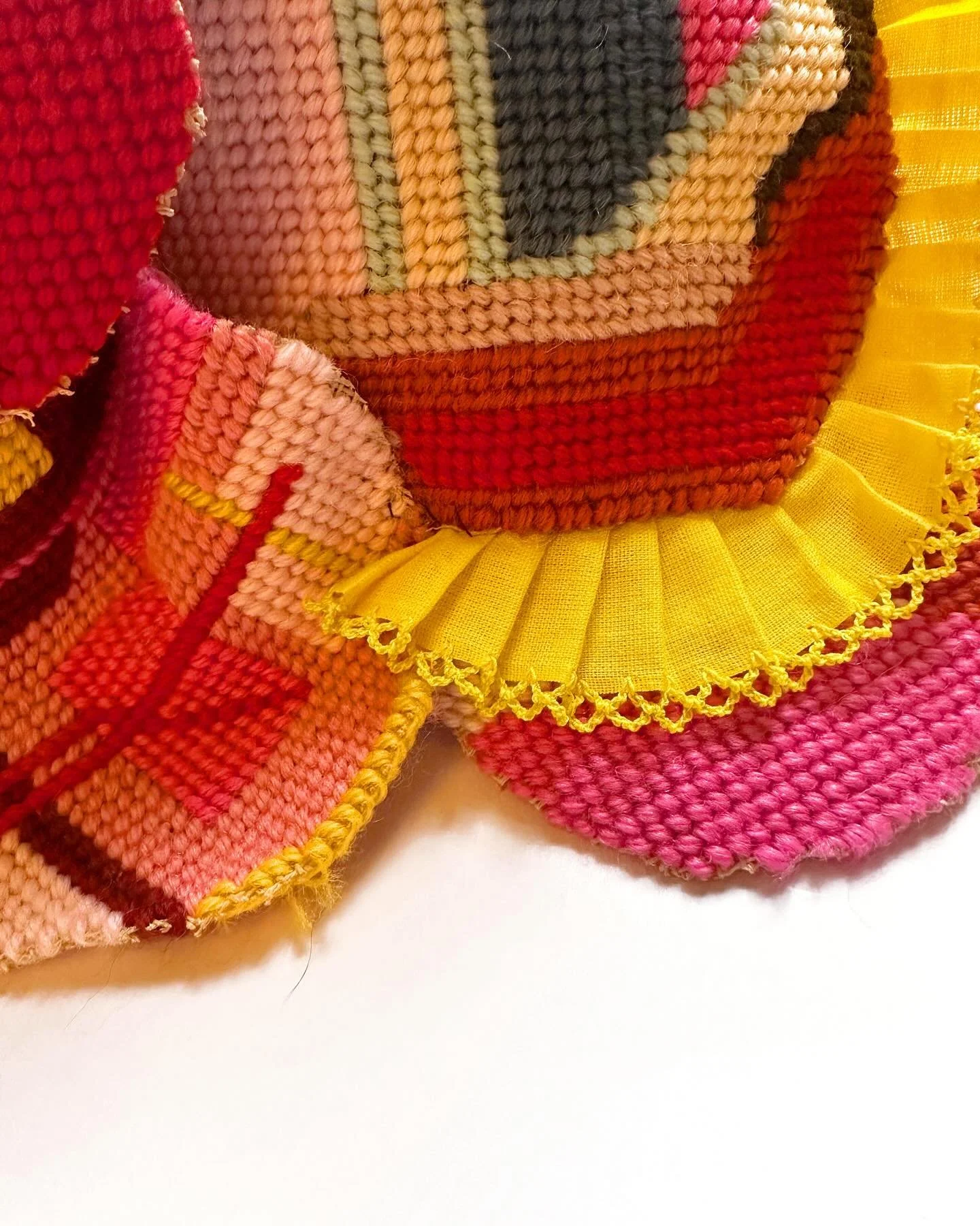 Detail of the one big(ger) piece heading to @small_house_gallery next month. Also been preparing for a new solo show @sprout_arts_london in January (details to follow soon) and the @carshalton_artists Christmas Art Fair on the 29th - come and see me 