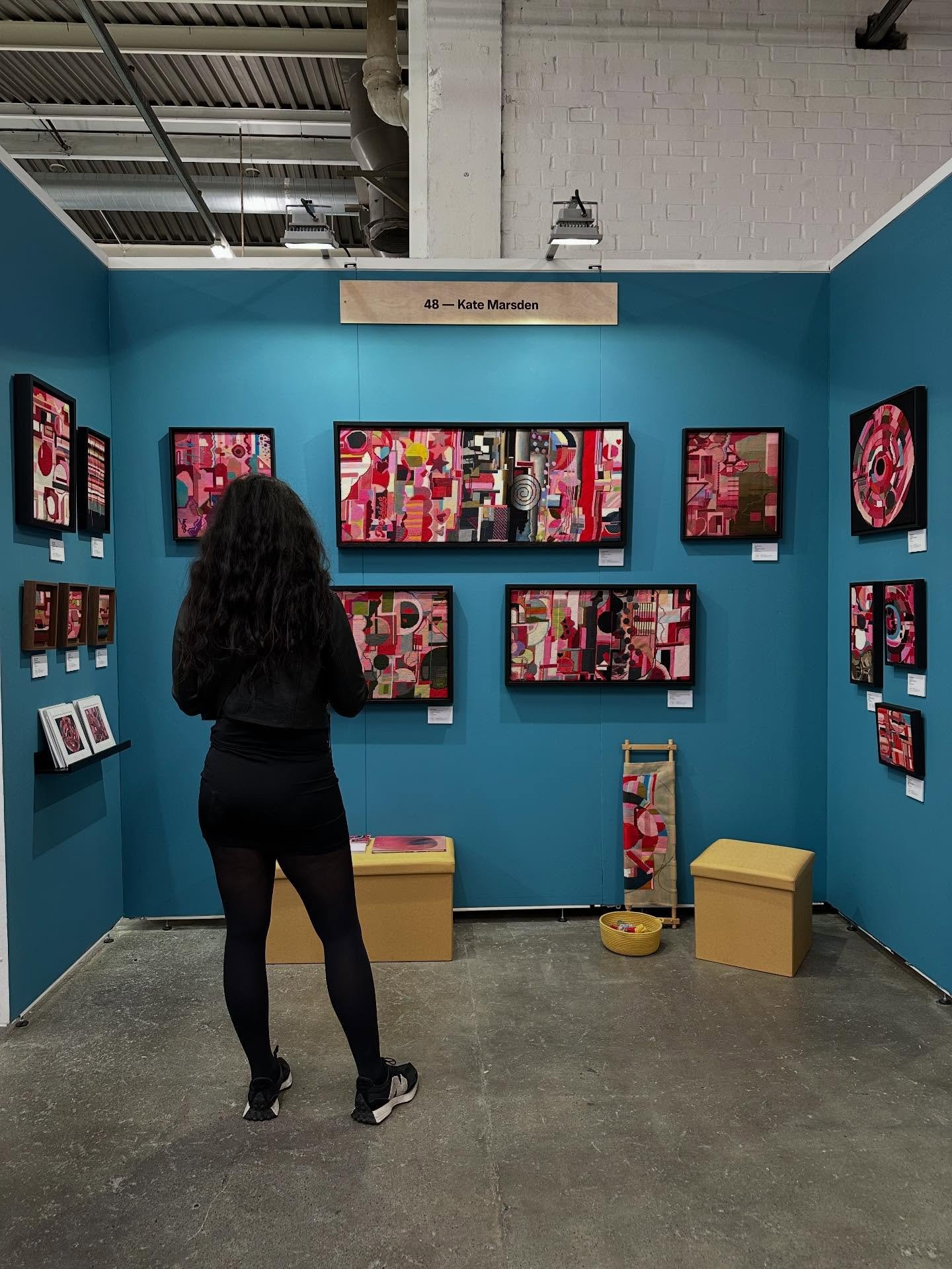 I&rsquo;ll be back @theotherartfair @trumanbrewery next month! Book your tickets via the link in my profile using the code 20KATEM for 20% off!
.
.
.
.
.
.
.
.
.

#TheOtherArtFair #TheOtherArtFairLDN
#textileart #textileartist #womenartists