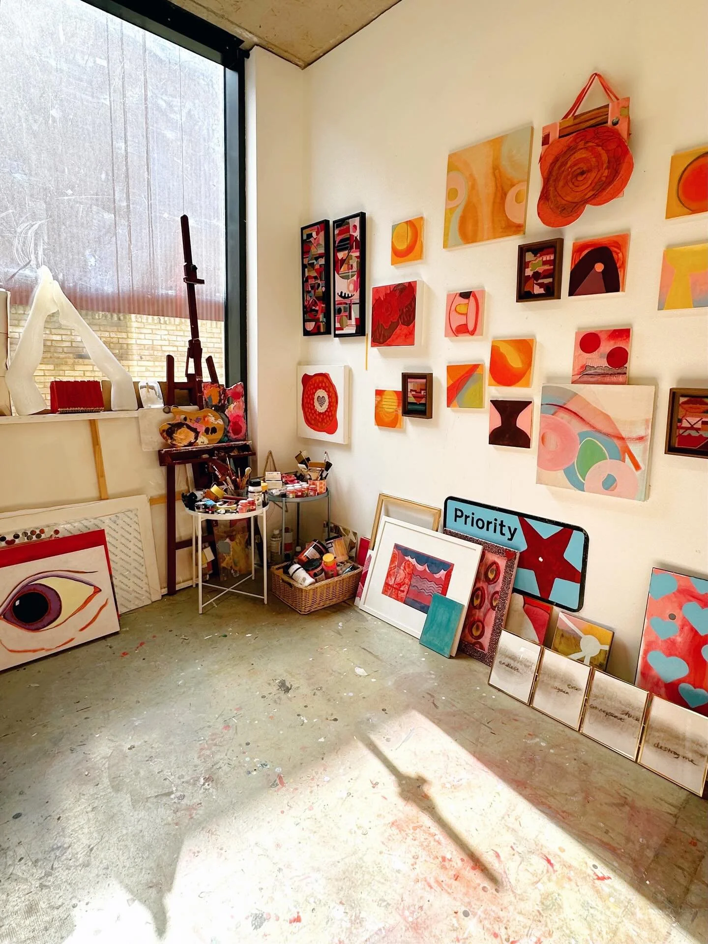 I&rsquo;ve had a sort out. Can&rsquo;t remember the last time it was this tidy 😬 Come and see it for yourself on 24/25 April! @ascstudios 
.
.
.
.
.
.
#affordableart #emergingartist #artcollectors #collectart #supportlivingartists