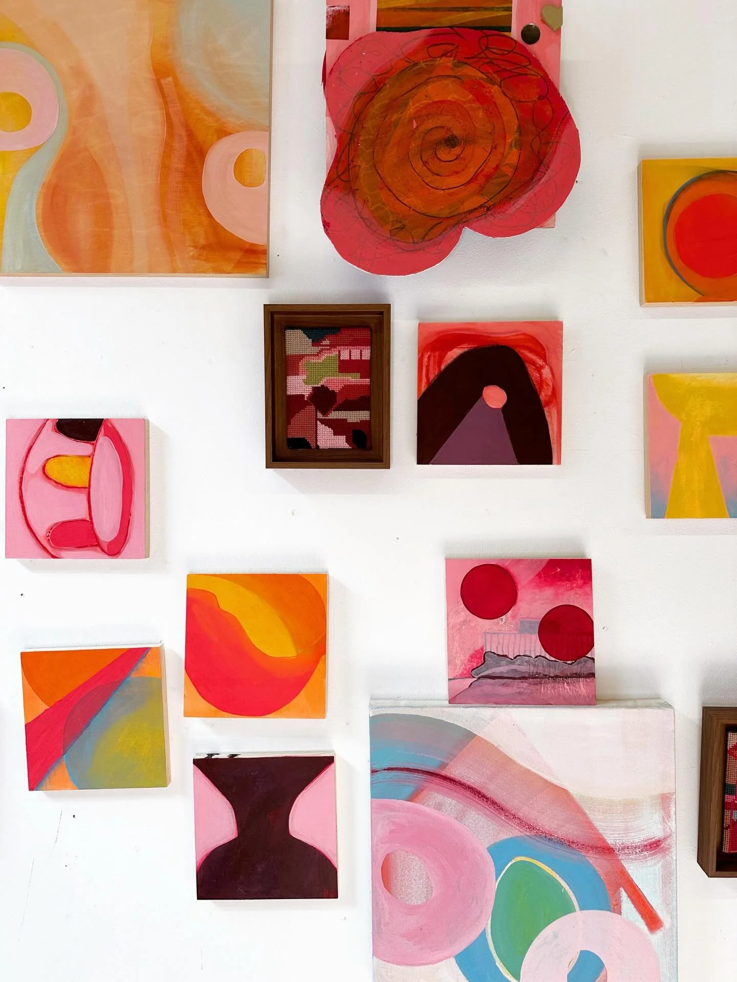 Lots of fixing and varnishing happening in here today&hellip; 
.
.
.
.
.
#emergingartist #artcollectors #collectart #supportlivingartists #investinart