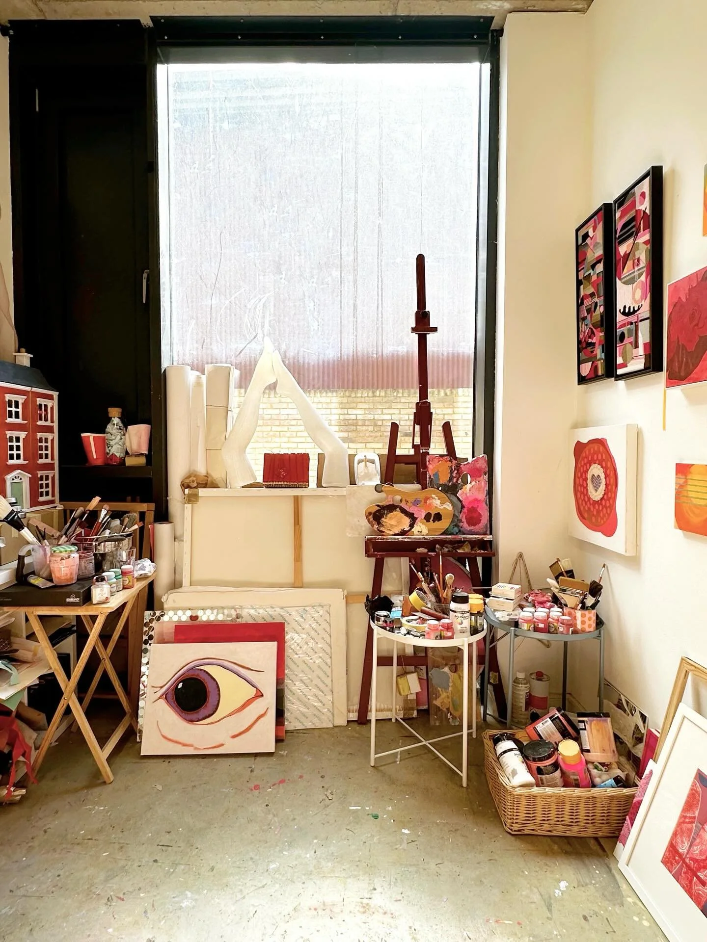 Another studio view! Less than 2 weeks to go - come and see me @ascstudios Croydon on 24/25 April.
.
.
.
.
.
.
#affordableart #emergingartist #artcollectors #collectart #supportlivingartists