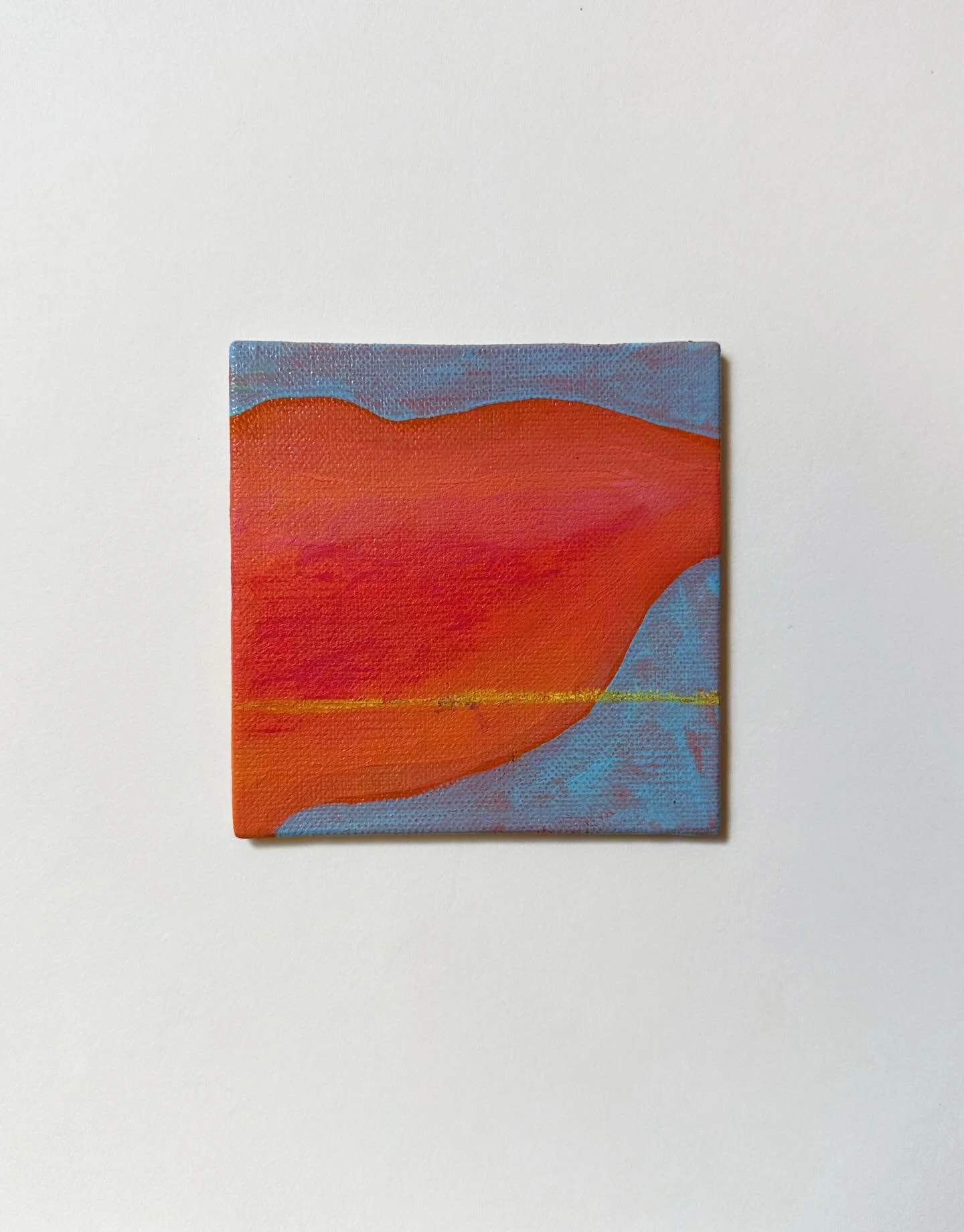 My painting &ldquo;Meditation&rdquo;, current in the doll house @thehouseofsmalls for Waiting to Exhale - open until 20 June. 
.
.
.
.
.
.
#MixedMediaArtist
#ContemporaryArtDaily
#Womenartists 
#BuyOriginalArt
#AbstractMixedMedia