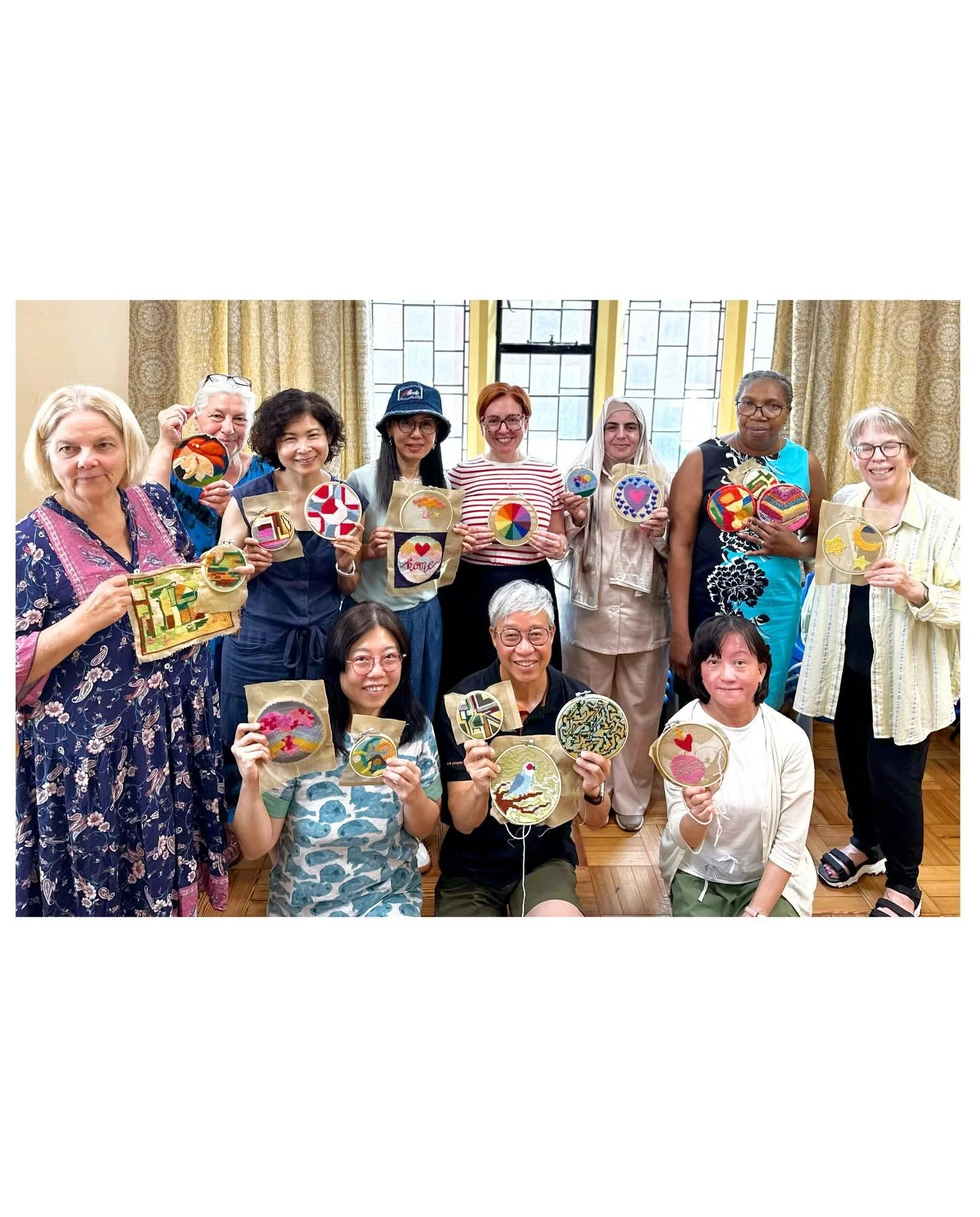 A brilliant month stitching with Refugee &amp; Migrant Network Sutton! So much fun and wonderful to see so many finished tapestries! And that&rsquo;s my teaching finished for the summer&hellip; ☀️ 
.
.
.
.
.
.

#creativelifehappylife #calledtobecreat