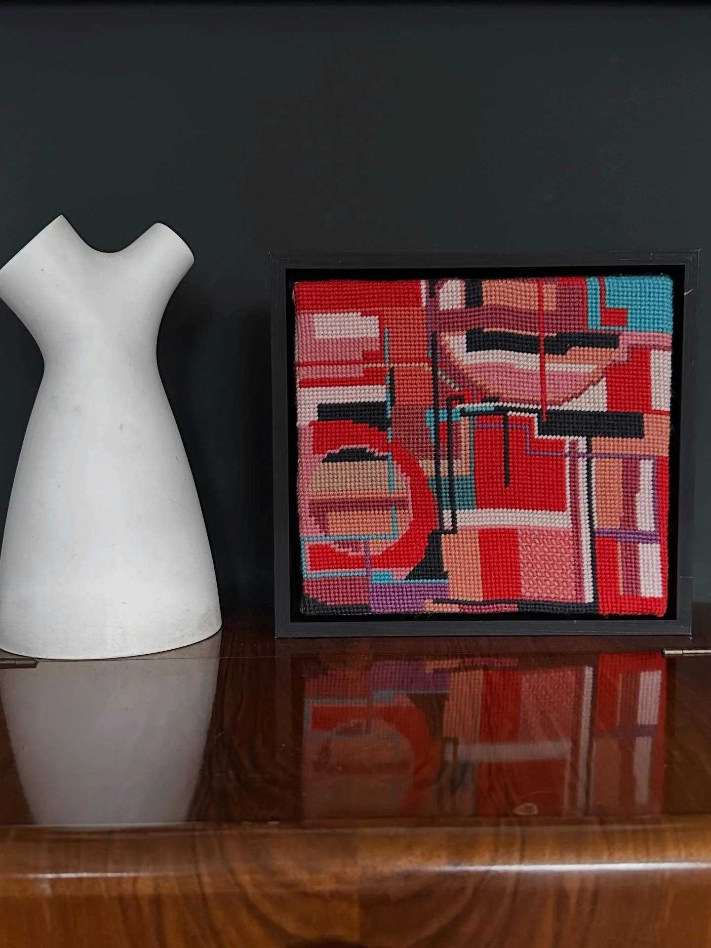Very happy that this piece will be heading up to Edinburgh to enjoy the festival @thehouseofsmalls exhibition In Her Hands which opens on 1 August&hellip; 
.
.
.
.
.
.
.
.
.
#MixedMediaArtist
#ContemporaryArtDaily
#ArtForSaleOnline
#BuyOriginalArt
#E