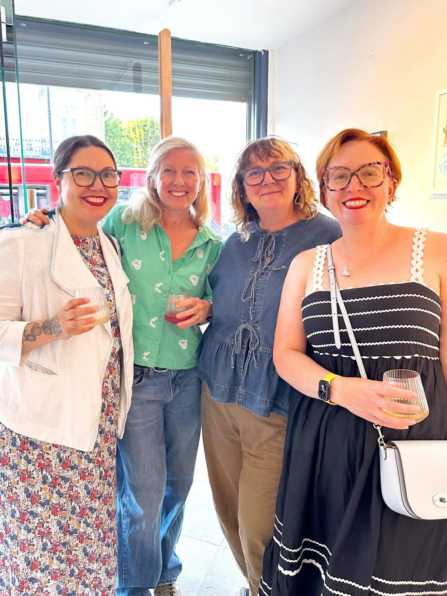 Brilliant evening @artmovementlondon for the PV of @artcanorg Splash! Here&rsquo;s the @carshalton_artists corner! @takeitupwearitout @clairechandlerart @rebeccatuckerpaintings and me. Continues until the 15th. #artcan #artcansplash