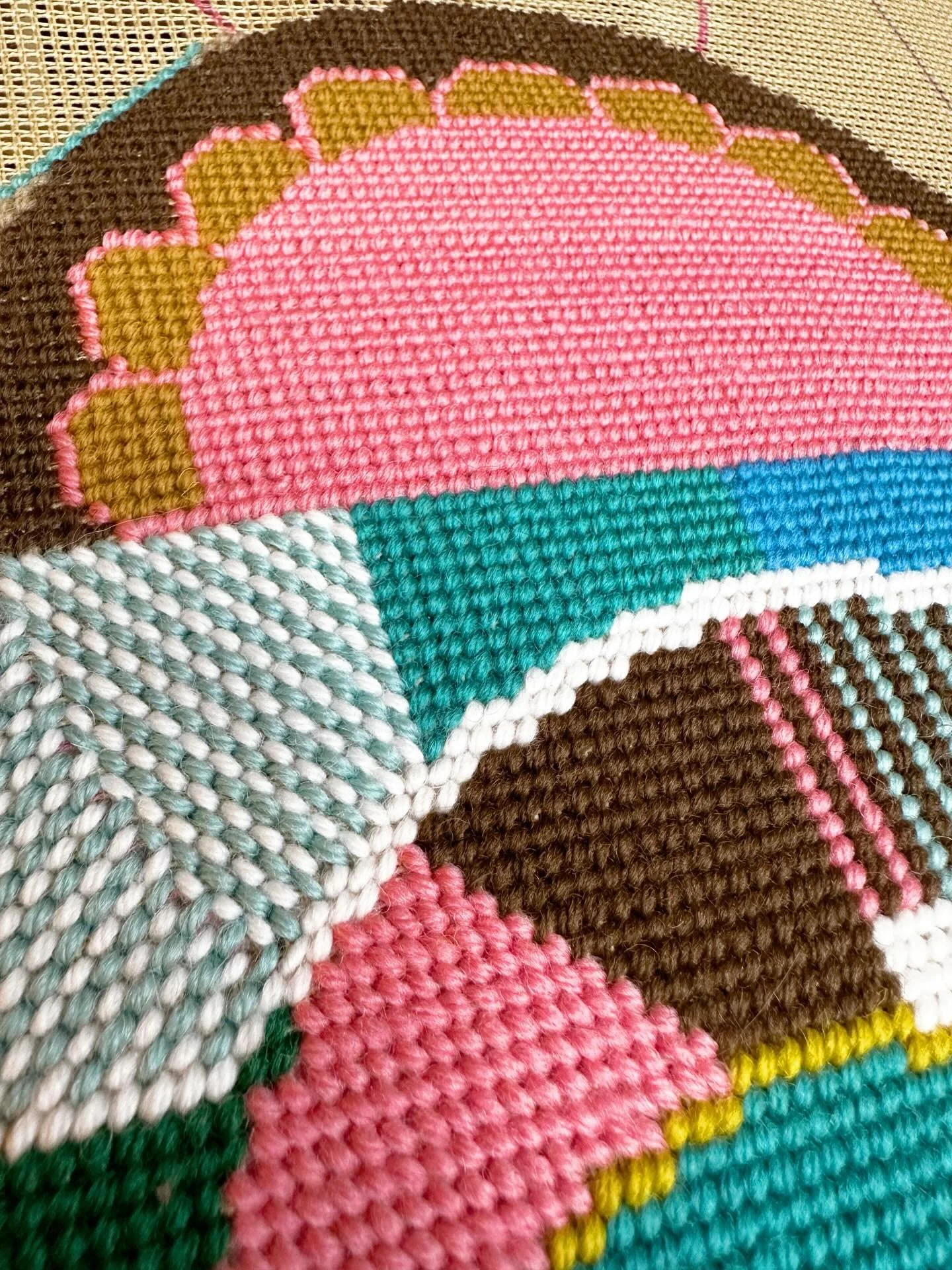 My Week in Art - still the holidays, so still not a &ldquo;normal&rdquo; week!
(1) Lots of stitching 
(2) Tracey Emin (again) @tate 
(3) Frida Kahlo @tate 
(4) Finally blogging 
(5) Shopping at @intaglioprintmaker 
(6) More stitching 
(7) Hulda Guzm&