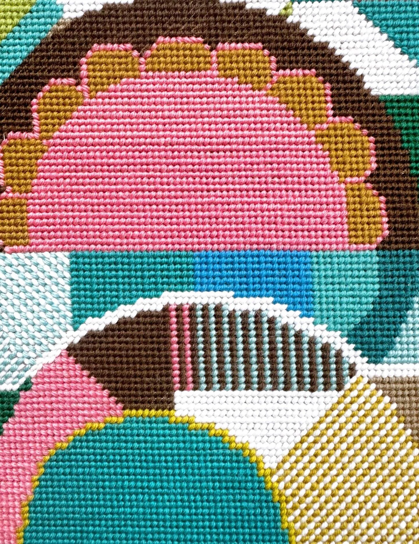 Just a few tickets left and a couple of days to get hold of them! Join me for Expressive Needlepoint Tapestry @sprout_arts_london this Friday 18 September - link in profile&hellip; 
.
.
.
.
.
.

#textileart #creativeworkshop #artworkshop #tooting #fu