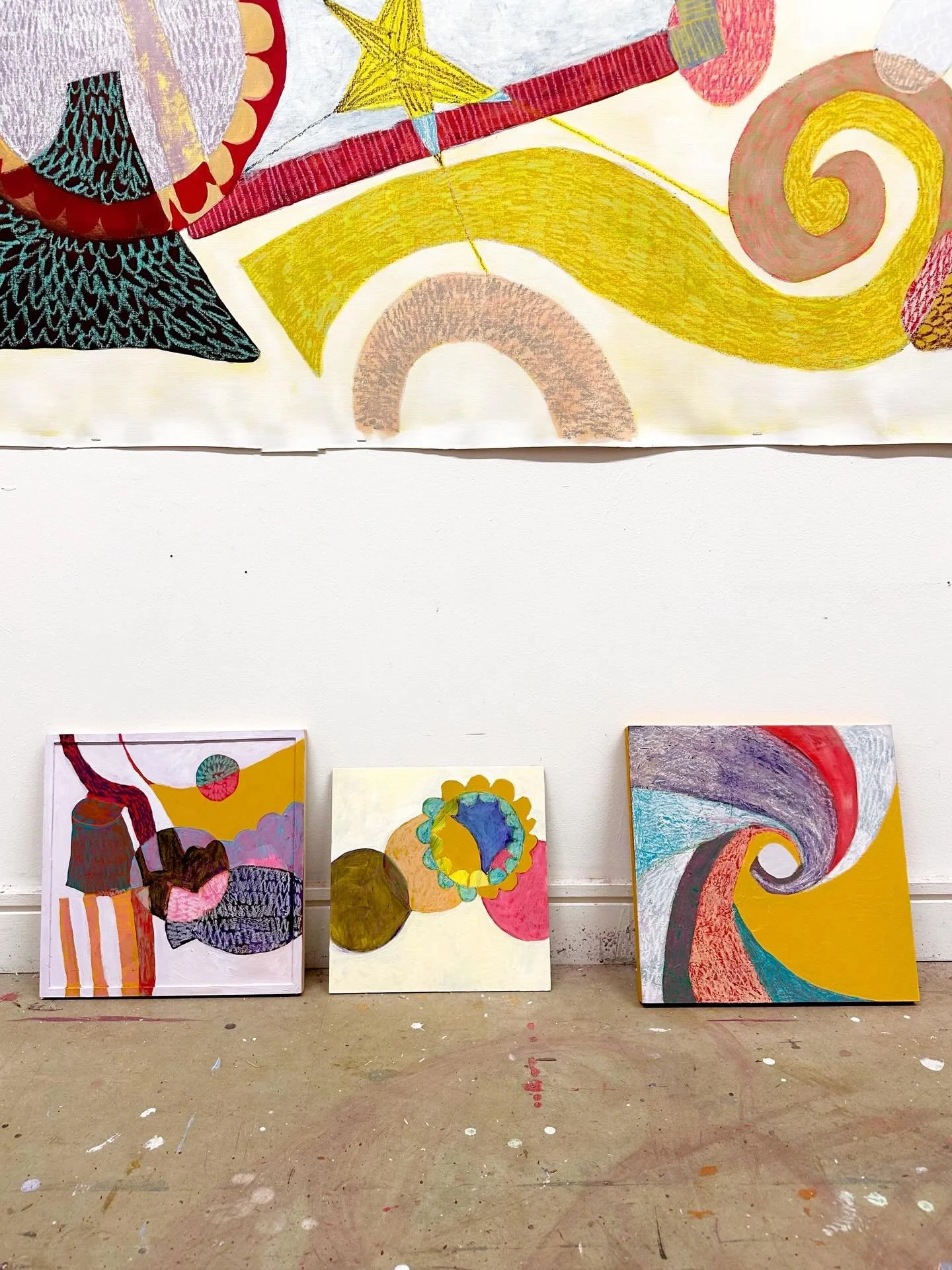 My Week in Art

(1) New Paintings 
(2) Being my son&rsquo;s assistant for a change
(3) Hair clips from @bella_freud @bootsuk 
(4) Brilliant book of paintings @hankschmidtinderbeek 
(5) &amp; (6) Wild boar at work
(7) Visiting @britishartfair @saatchi