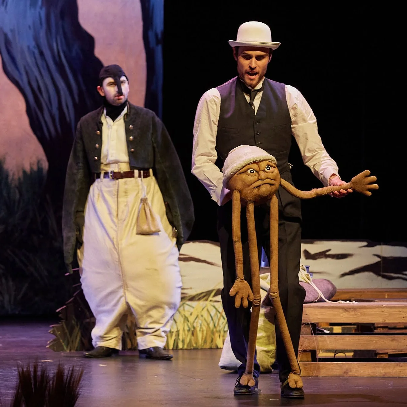 The Magic Pudding, Presented by @victorianopera @theroundmelb @darebin_arts @bunjil_place, May 2026.
⭐⭐⭐⭐

"Who would be a puddin'... a puddin' in a pot?"

In May I had the opportunity to bring Albert the Pudding to life in Victorian Opera'