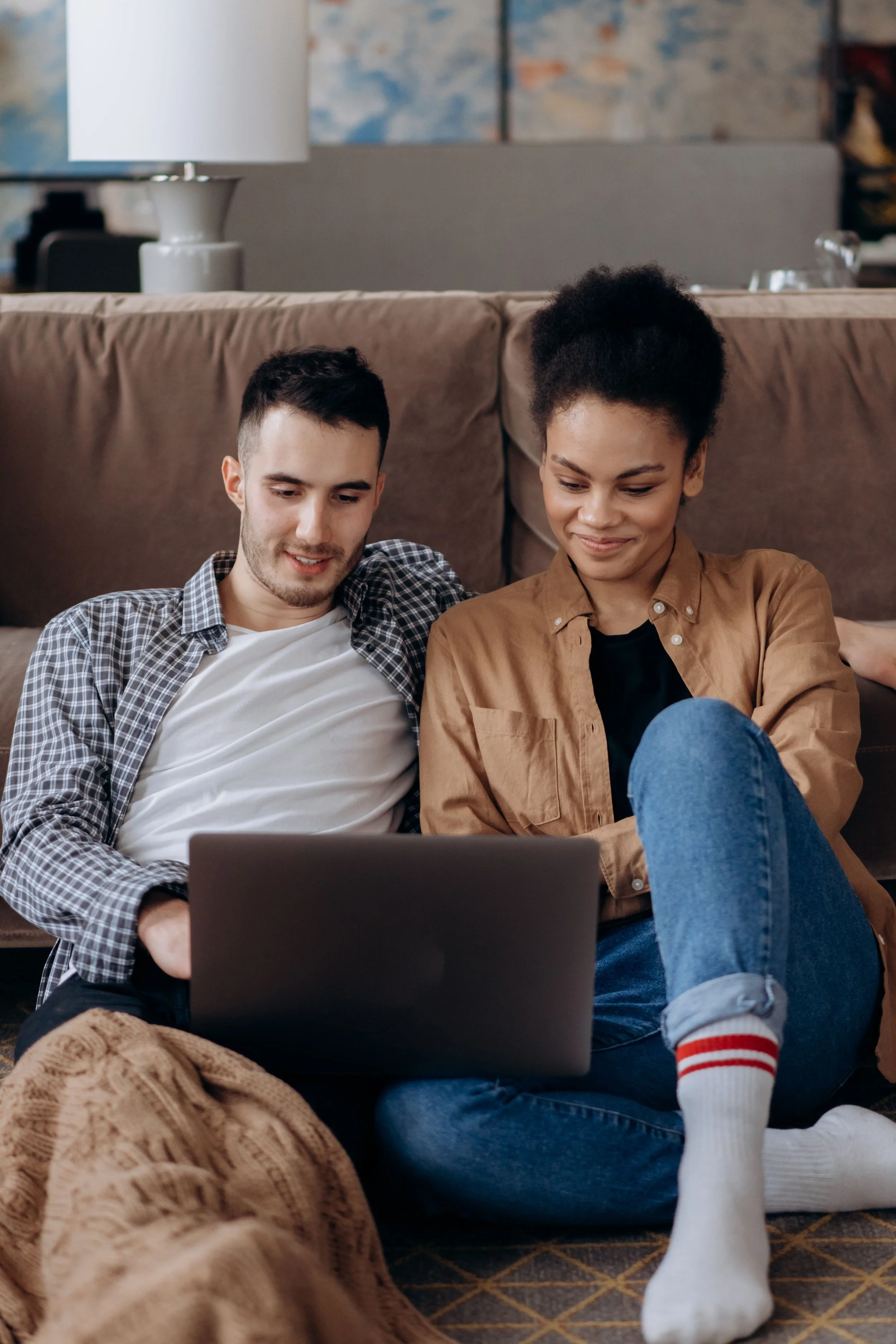 couple attending virtual couples counselling session