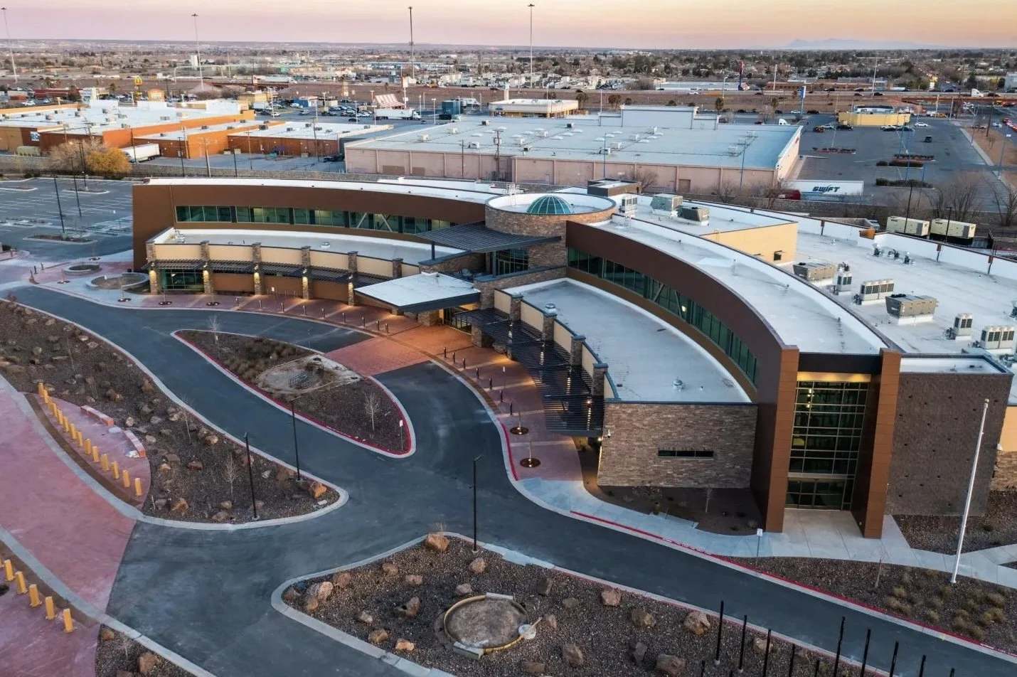 CDA-YsletadelSurPuebloHospital-0821-HDR-Edit-scaled-e1704675769340.jpg