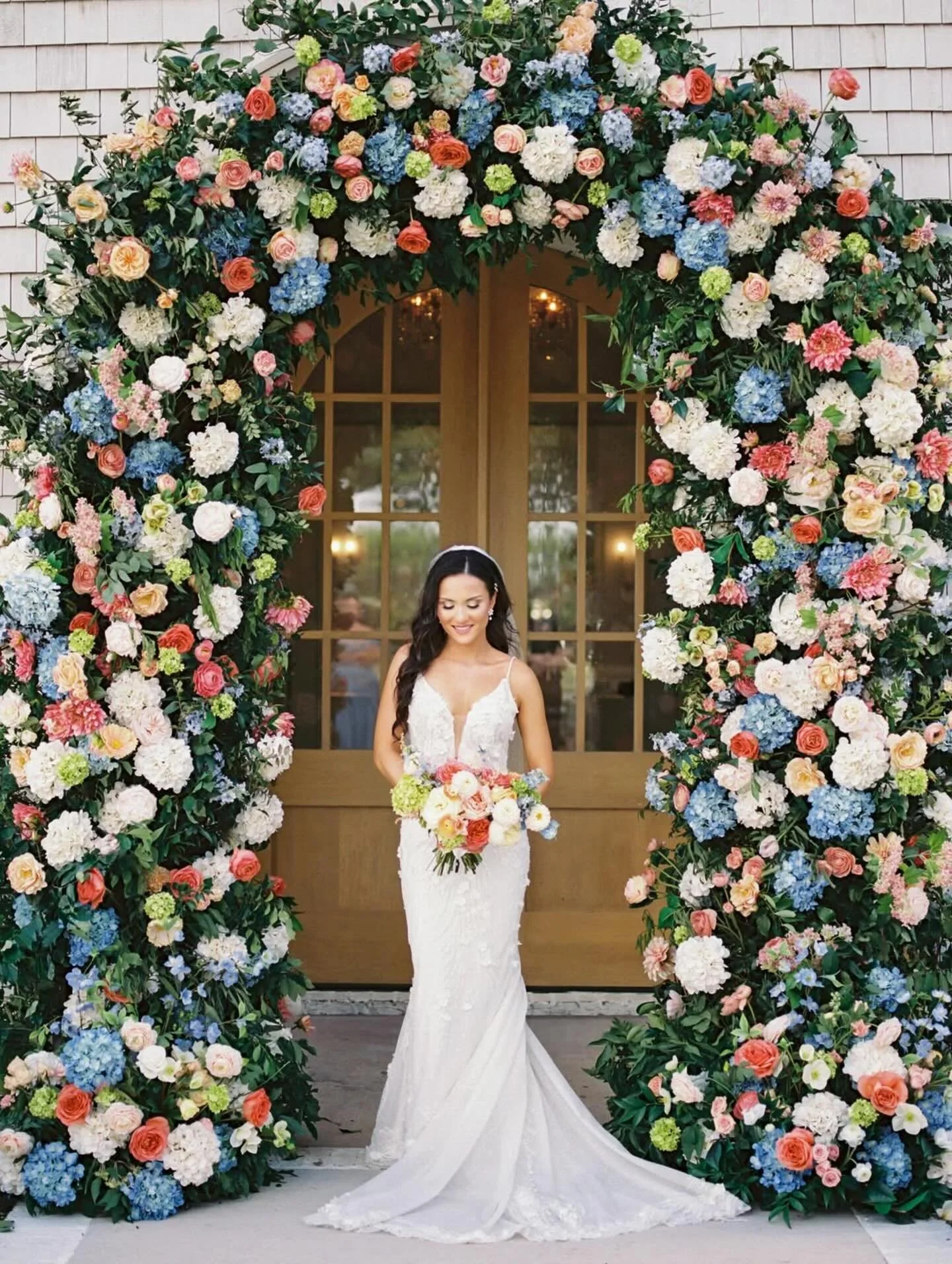 Framed in florals 🌸 A gorgeous photo from @mochiesnyder 🎞️