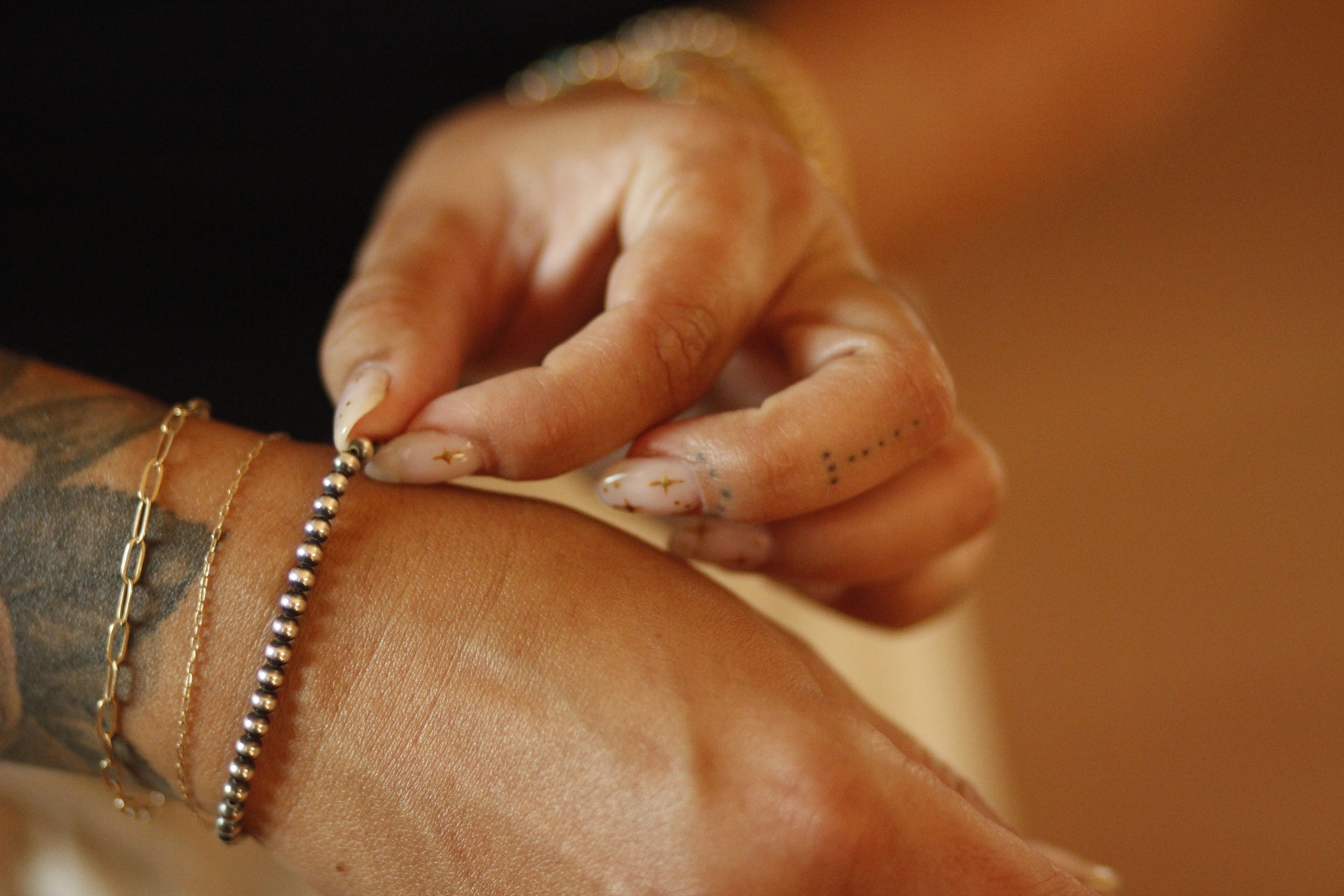 NAVAJO PEARLS Beaded Bracelet