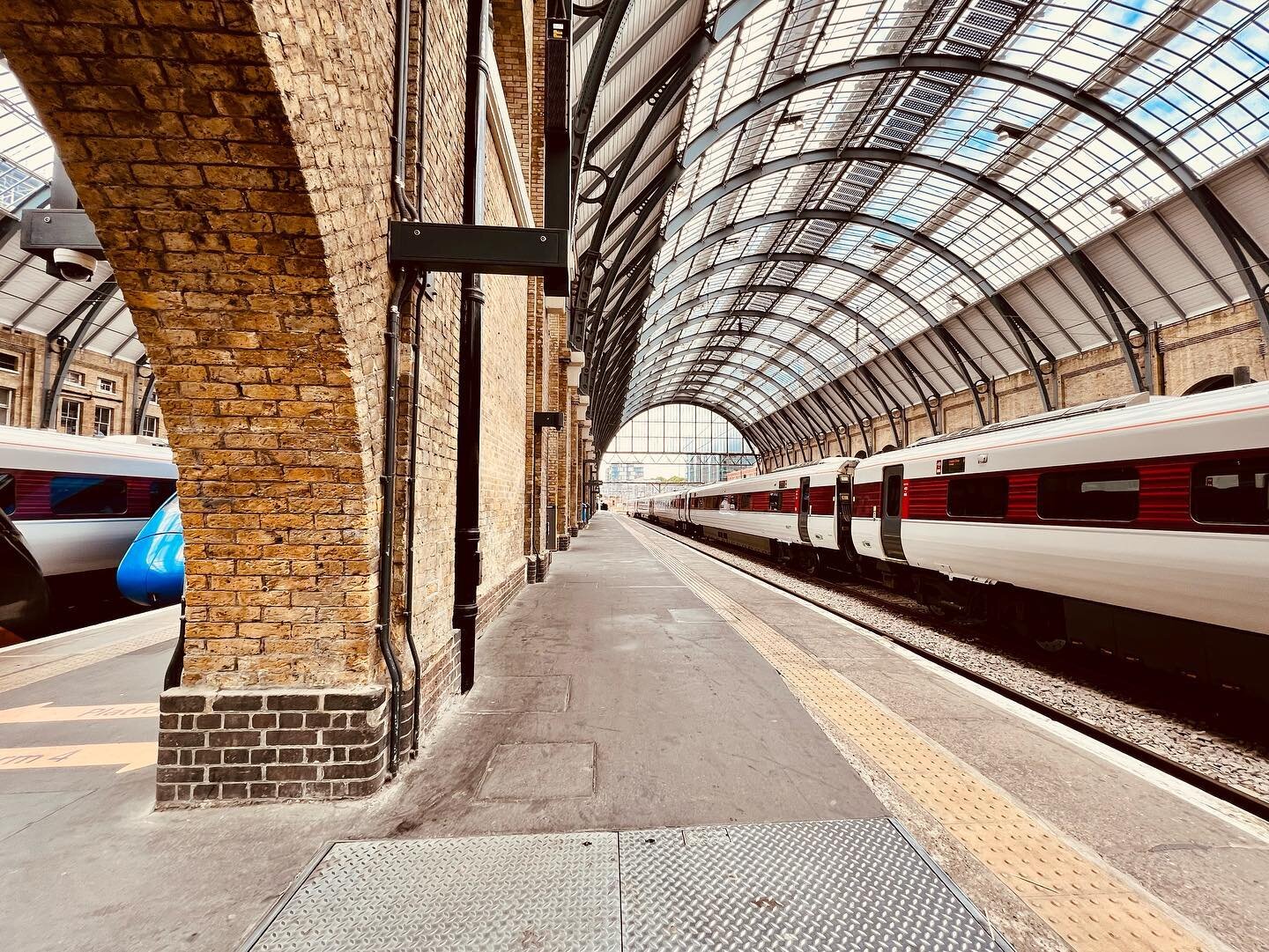Platform 9/4 this way! 

You need a ticket to get on to the platforms at London&rsquo;s King&rsquo;s Cross, but thankfully our guide got us access without (granted, we also had tickets from KGX to Edinburgh a few days later so made it on to the platf