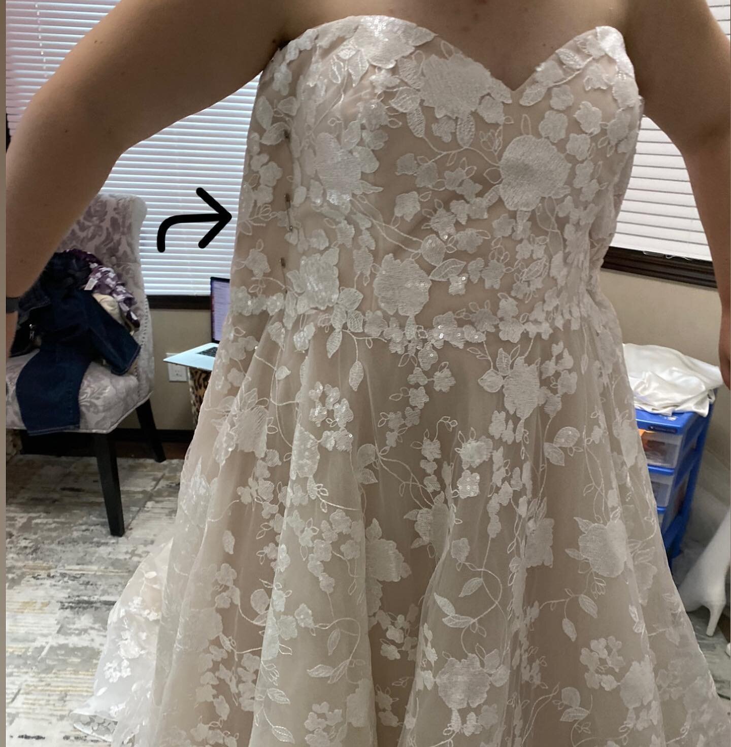 Before and after taking in a dress, eight inches too large! Client is very happy with the results. Dress fits like a glove!
.
.
.
#dress #wedding #weddingdress #weddings #yyc #seamstress