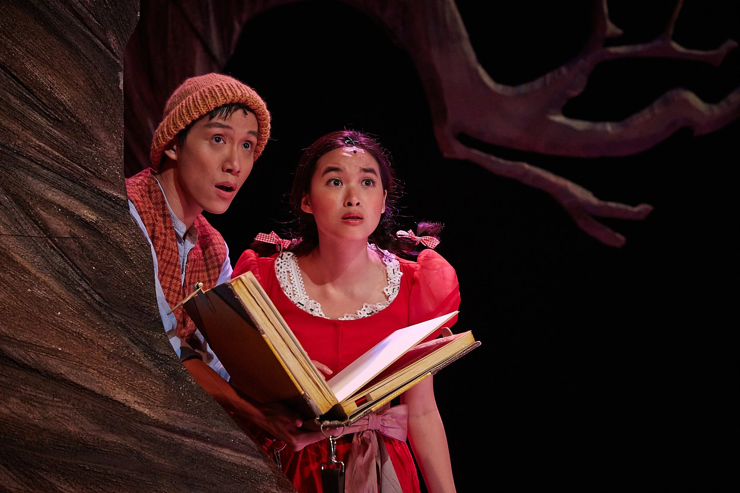 RED RIDING HOOD (Singapore Repertory Theatre)