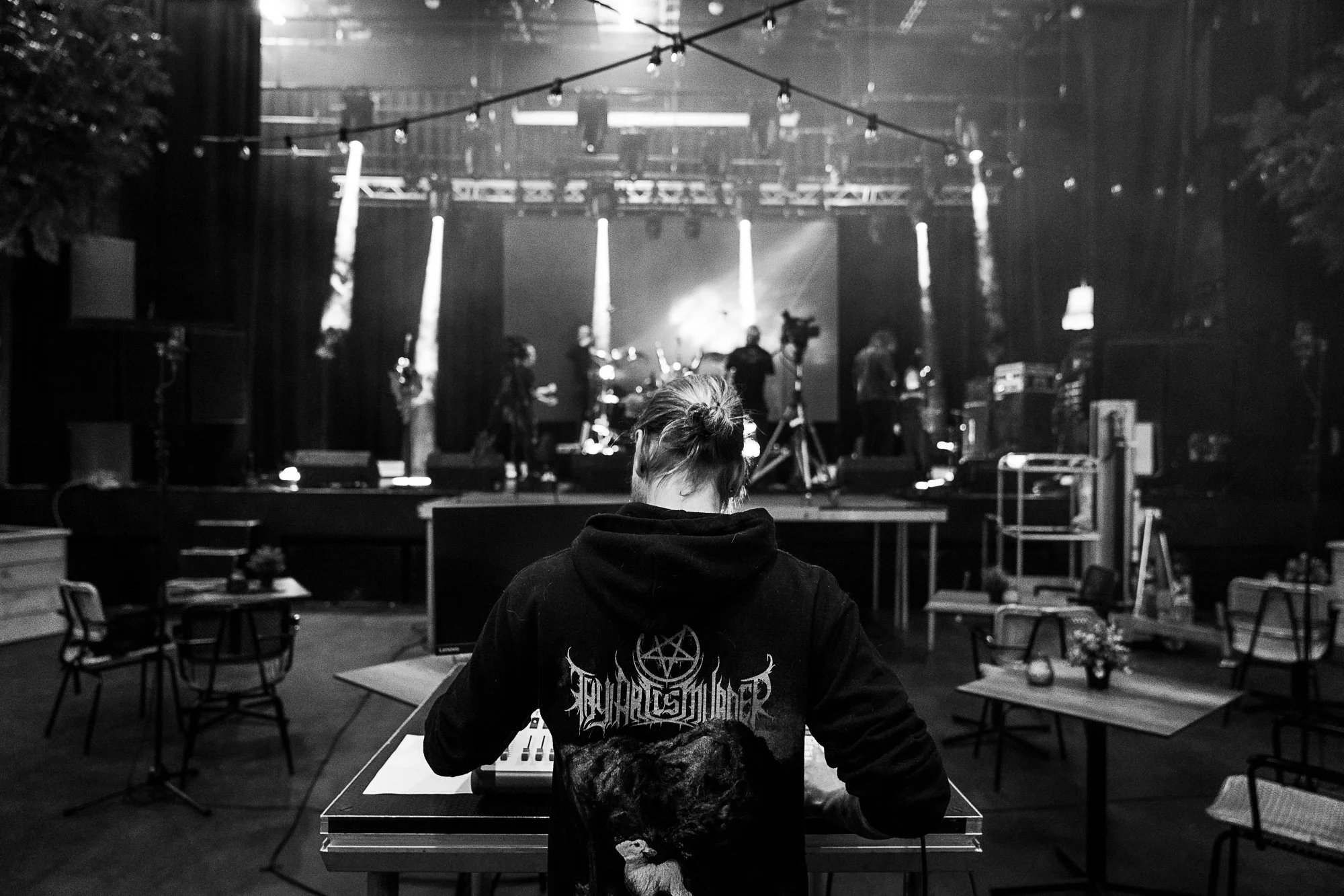 Album Release -MPR09097-2.jpg