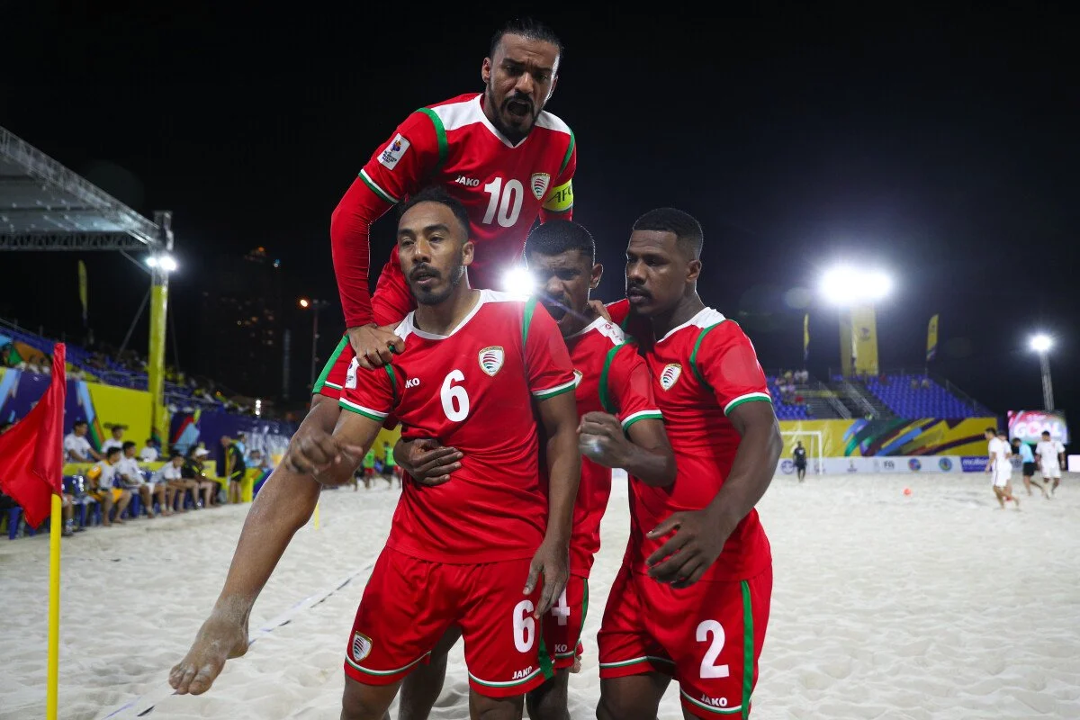 Beach football Oman-China-PR-QF10.jpg