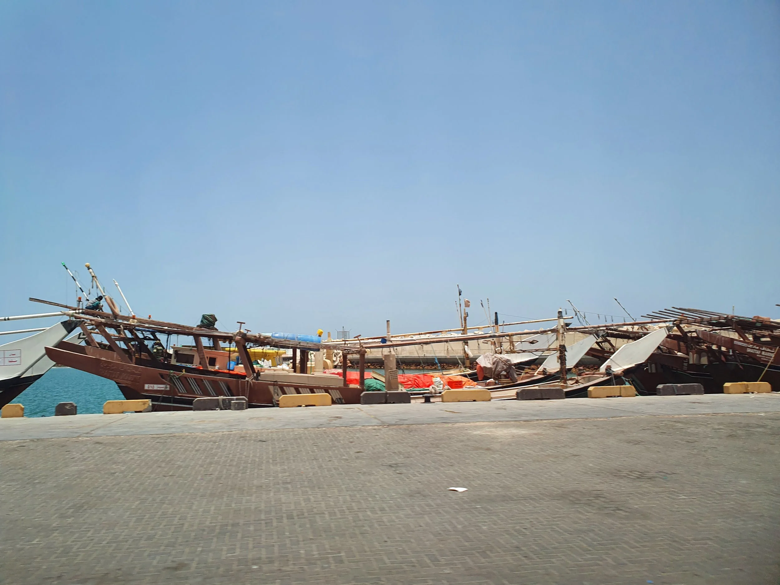 Construction of a Dhow ship in Sur