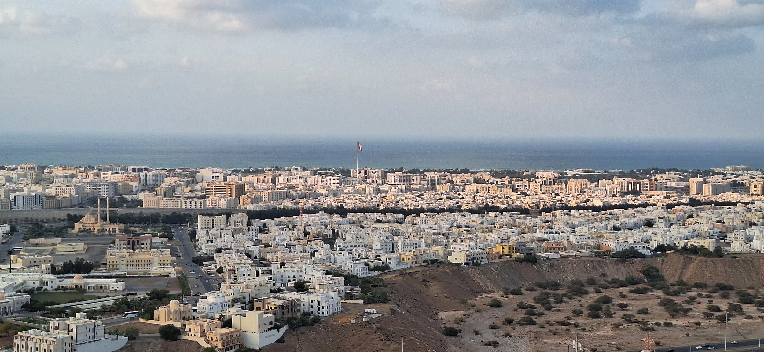 Muscat, the White City, no highrise. Oman. Oman MBD H.A. Nijssen