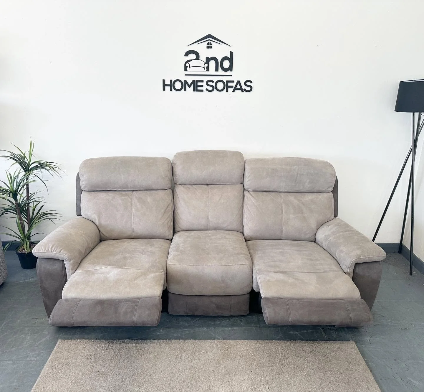 Second hand sofas Sussex