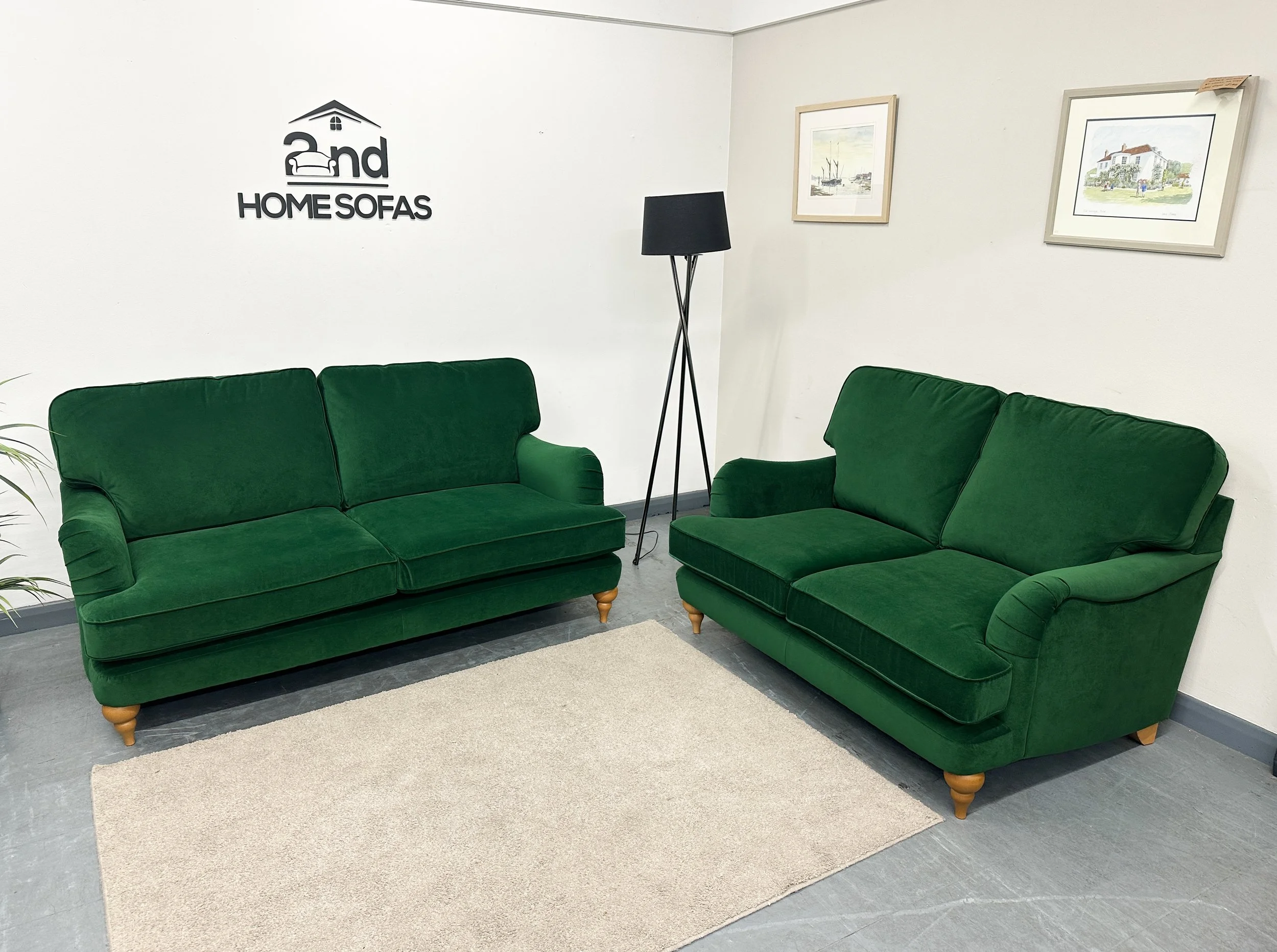 Second hand sofas Sussex