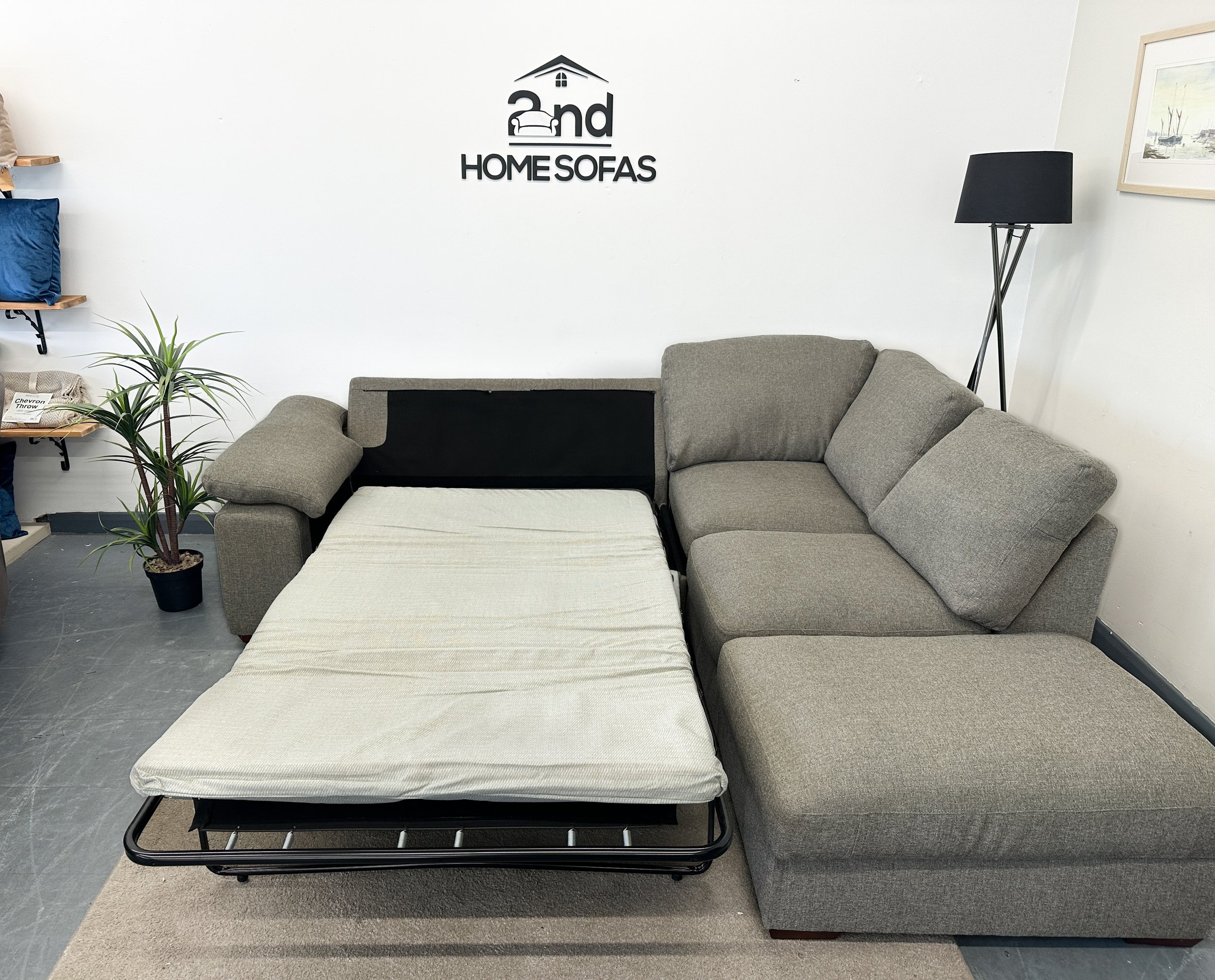 Second hand sofas Sussex