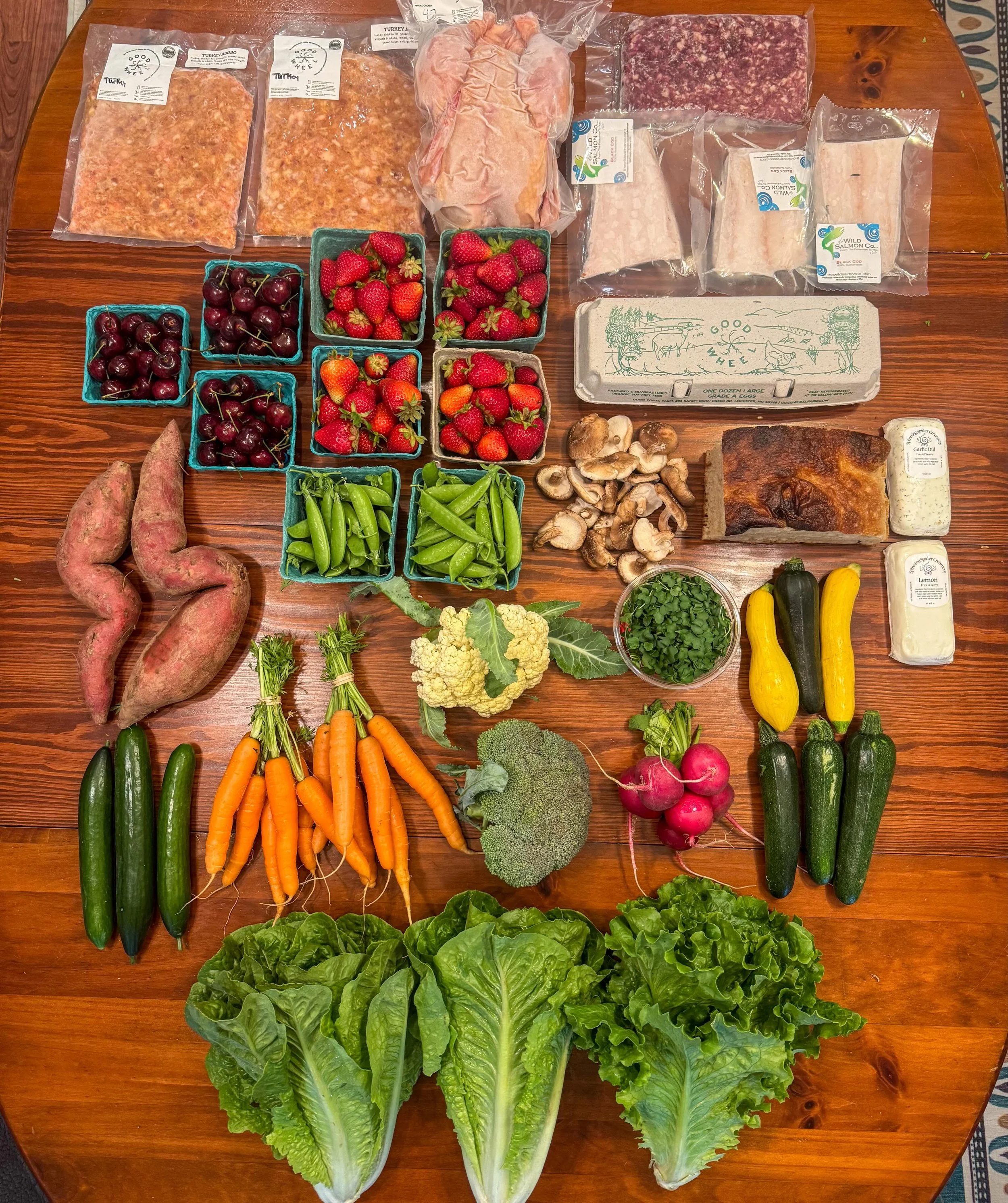 MARKET HAUL 💸💸💸

Romaine lettuce
Zucchini 
Summer squash
Radish
Broccoli microgreens
Broccoli
Cauliflower
Carrots
Cucumbers
Sweet potatoes
Sugar snap peas
Shiitake mushrooms
Focaccia 
Lemon goat cheese
Dill goat cheese
Pastured organic eggs
Strawb