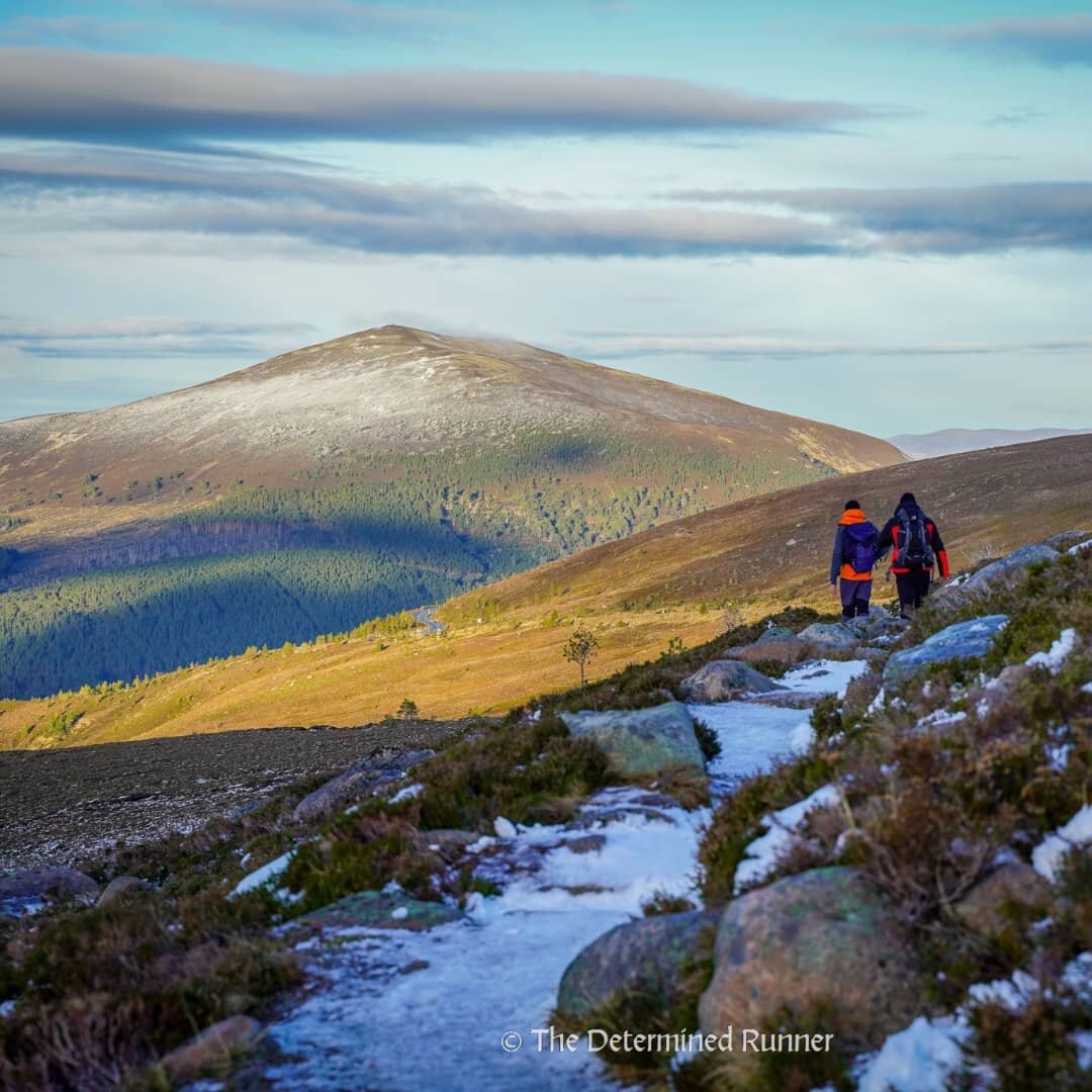 Lots of folk enjoying the conditions up @cairngormmountain today
#cairngormsnationalpark #cairngorm #cairngormmountain #getoutside #nature #scotland #outdoors #keepfit #keepmoving #fitness #freshair #prostateawareness #lovescotland #visitscotland #sc