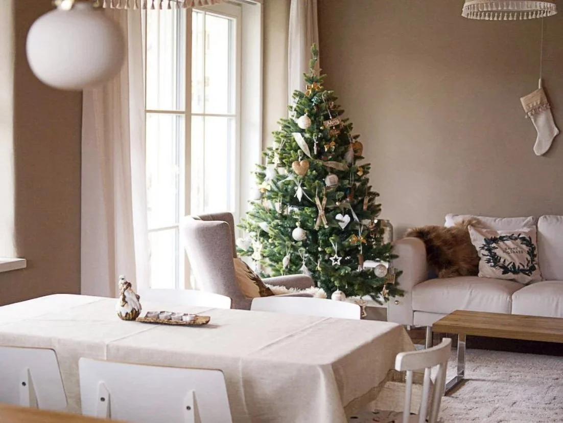 The Mindful Guide to a Stress-Free Christmas