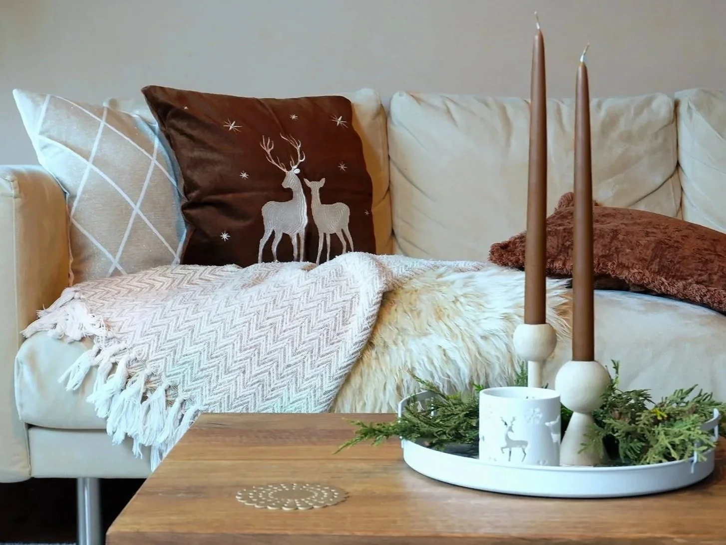 Mocha Christmas Inspiration — Natural, Warm &amp; Wonderfully Grounded
