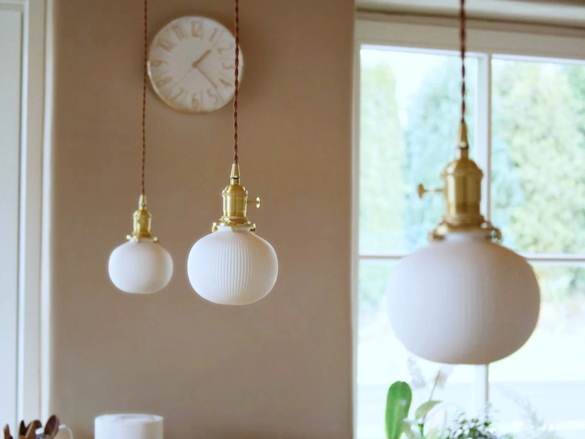 Interior Lighting Made Simple — Warmth, Brightness &amp; Ambience Explained