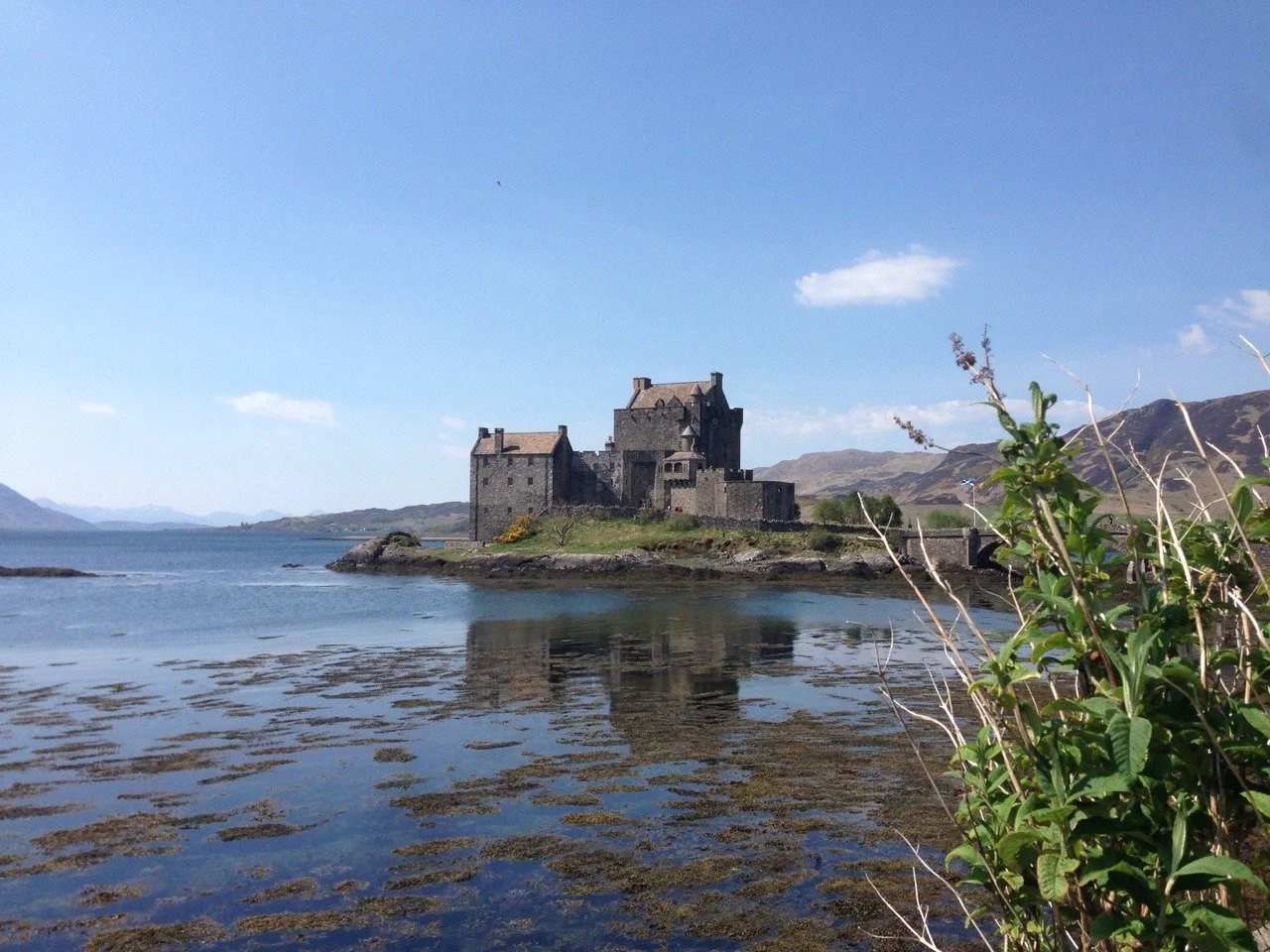 Aussicht aufs Loch beim Eileen Donnan Castle