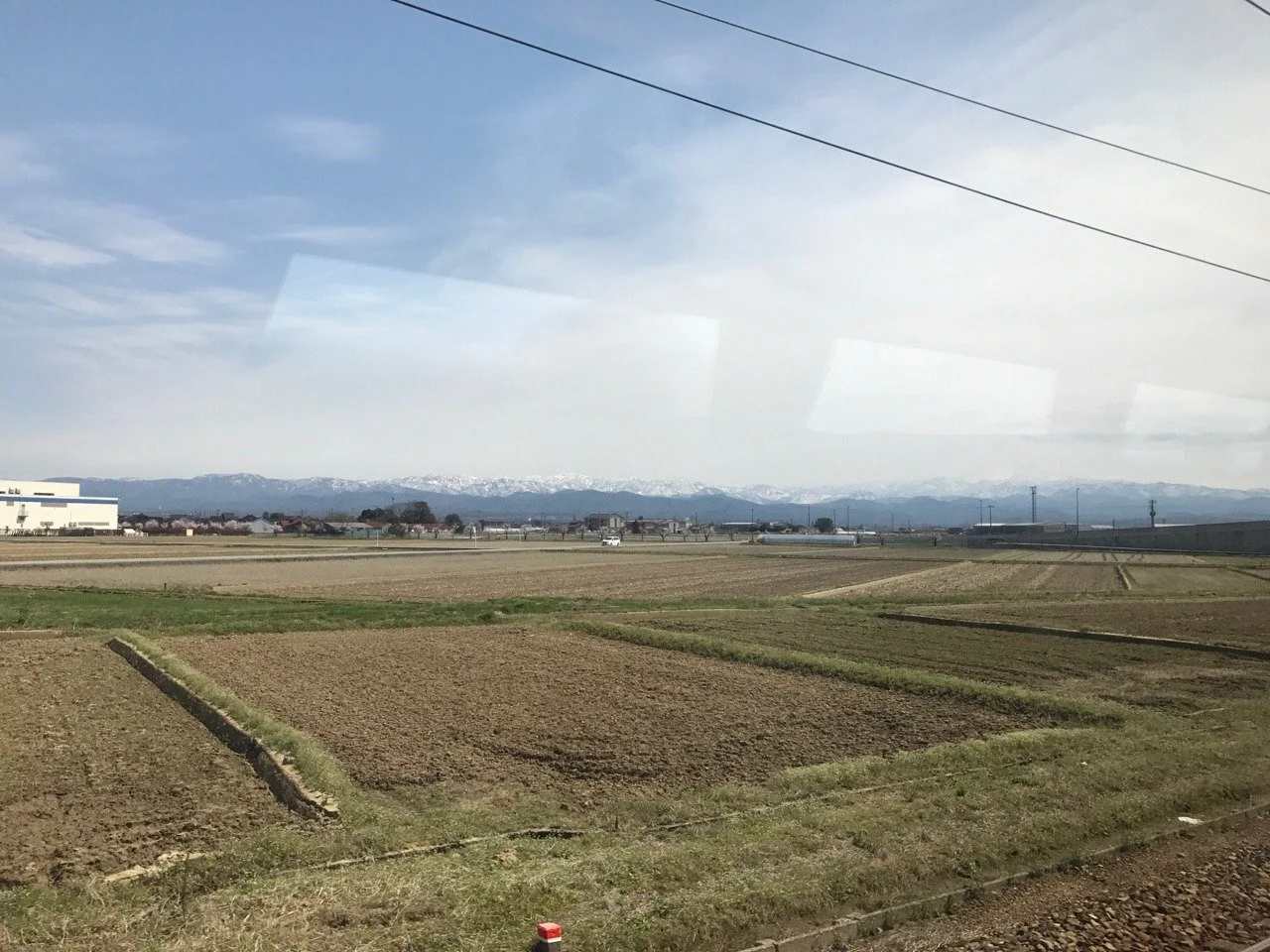 Blick aus dem Shinkansen auf dem Weg nach Kanazawa