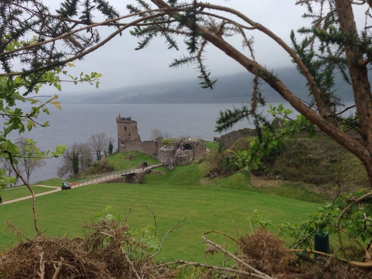 Schloss bei Loch Ness