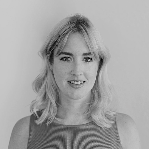 Headshot_Lauren Oswald.png