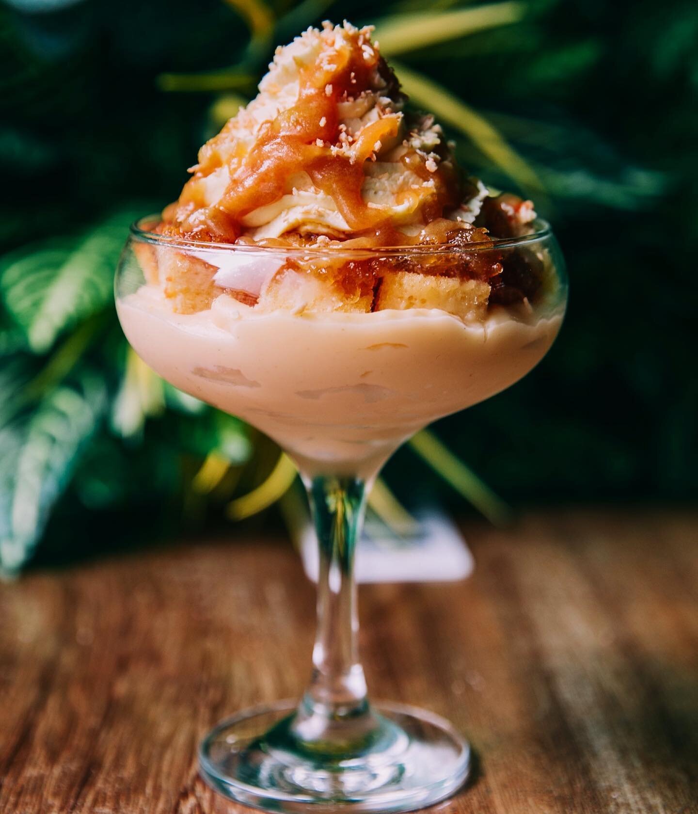 We introduce to you our newest special - Pinapple Genoise Trifle! 🍍

Let your inner sweet tooth run wild with layers of succulent grilled pineapple, light sponge cake, and indulgent whipped cream. Topped off with a drizzle of either caramel or rum s